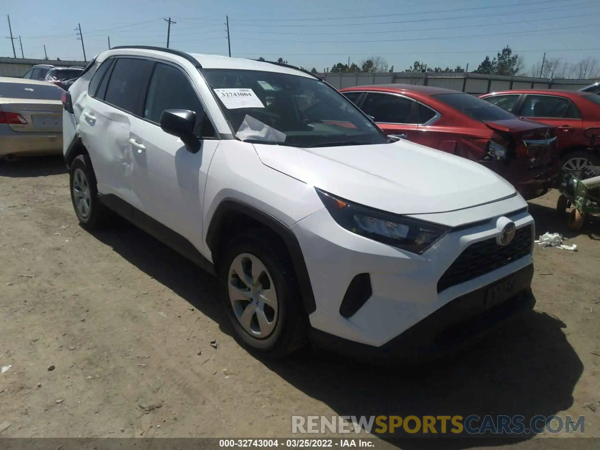 1 Photograph of a damaged car 2T3H1RFV3MW130329 TOYOTA RAV4 2021