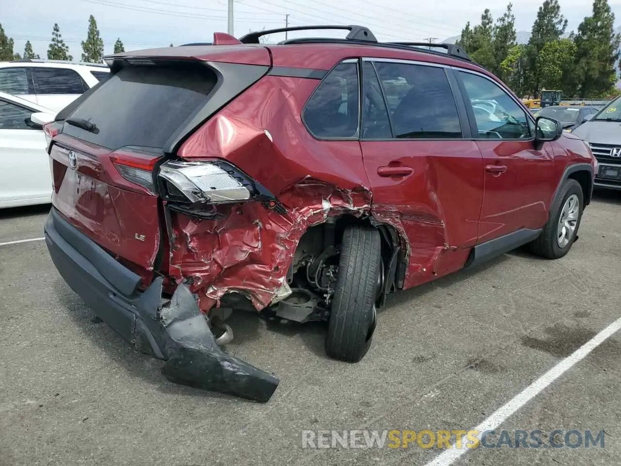 3 Photograph of a damaged car 2T3H1RFV3MW133621 TOYOTA RAV4 2021