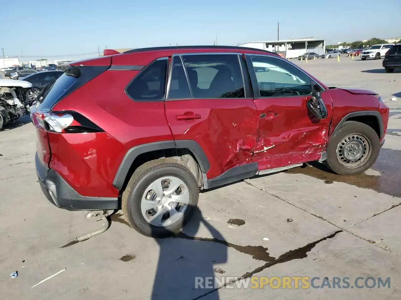 3 Photograph of a damaged car 2T3H1RFV3MW136549 TOYOTA RAV4 2021