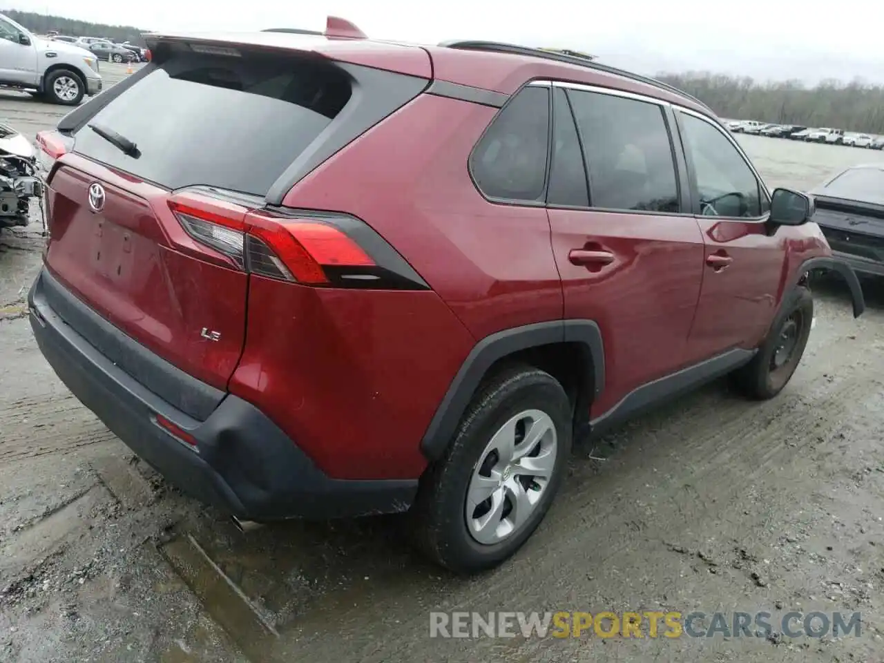 3 Photograph of a damaged car 2T3H1RFV3MW145574 TOYOTA RAV4 2021