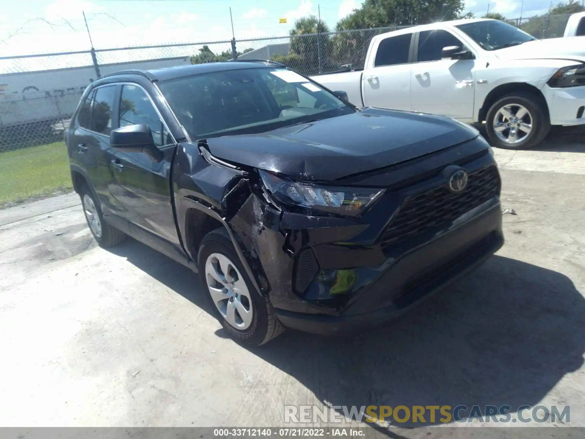 1 Photograph of a damaged car 2T3H1RFV3MW155067 TOYOTA RAV4 2021