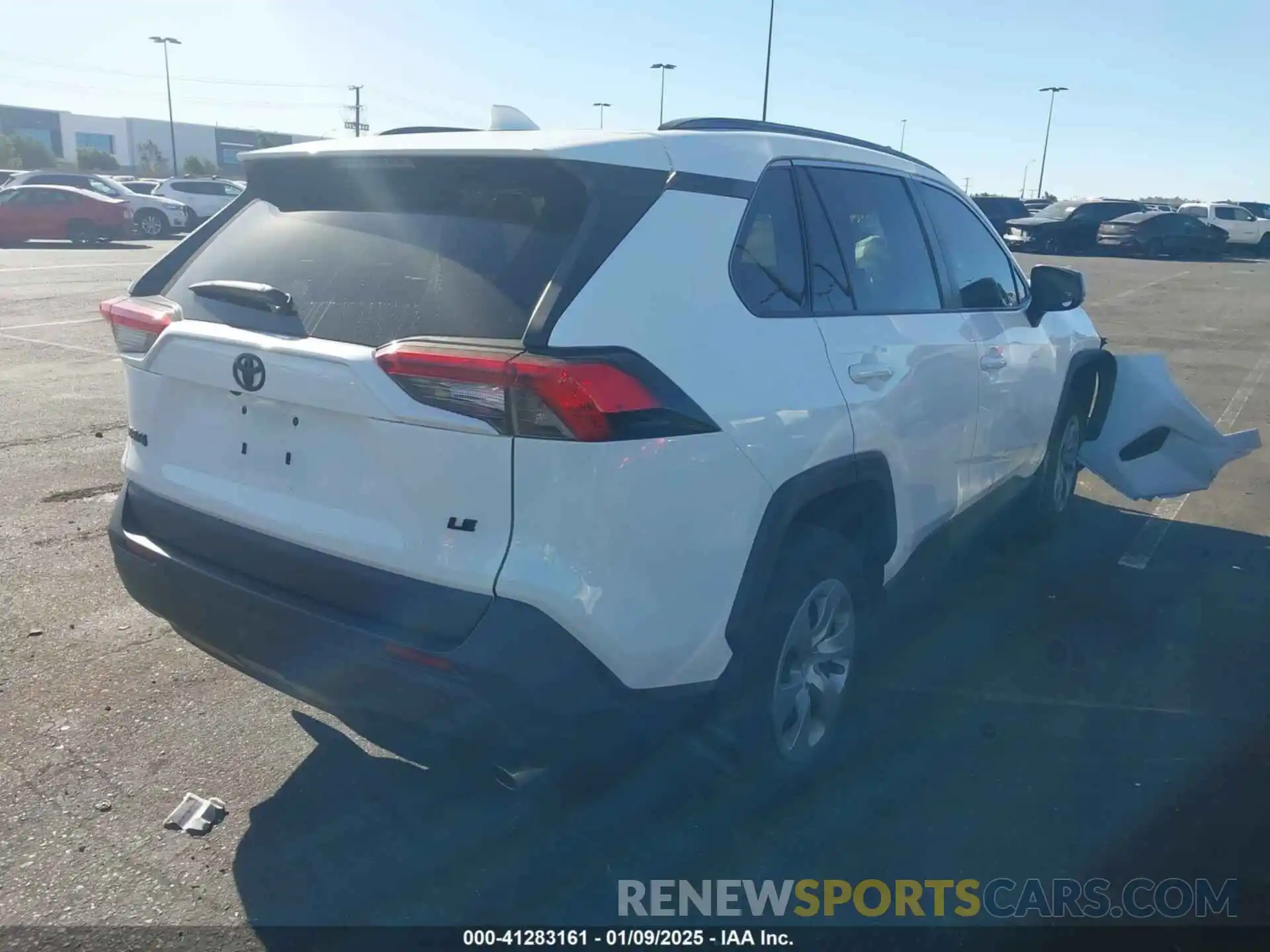 4 Photograph of a damaged car 2T3H1RFV3MW166926 TOYOTA RAV4 2021