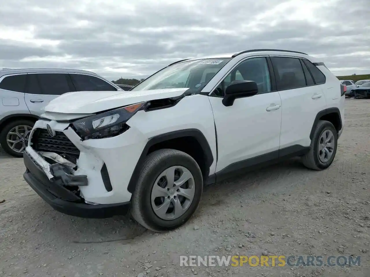 1 Photograph of a damaged car 2T3H1RFV3MW178395 TOYOTA RAV4 2021