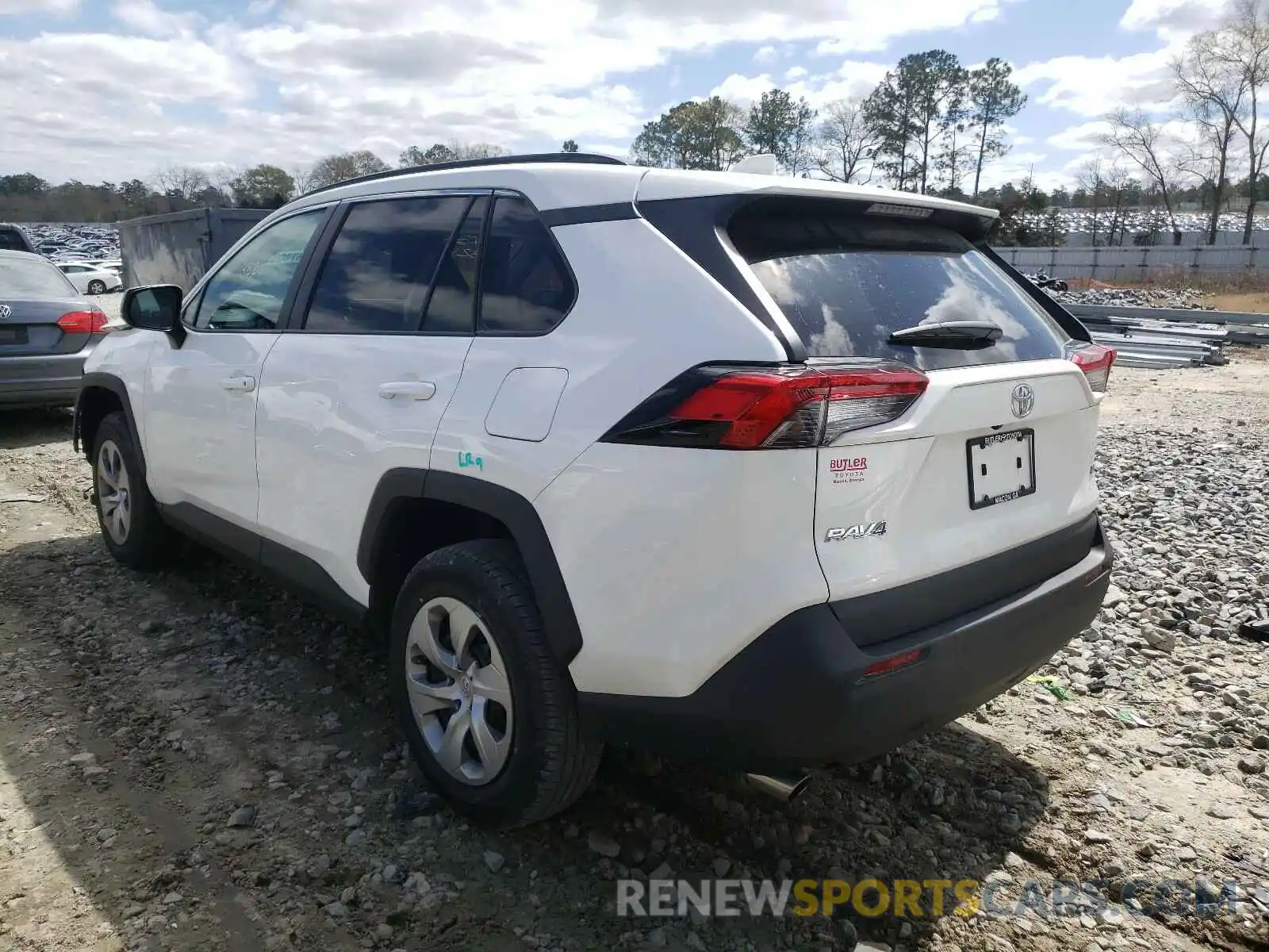 3 Photograph of a damaged car 2T3H1RFV4MC093261 TOYOTA RAV4 2021