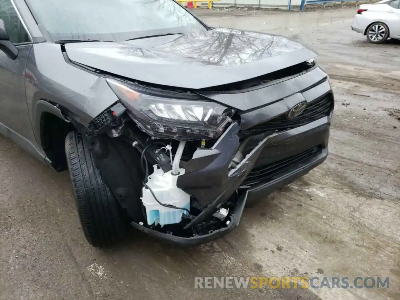 9 Photograph of a damaged car 2T3H1RFV4MC104372 TOYOTA RAV4 2021