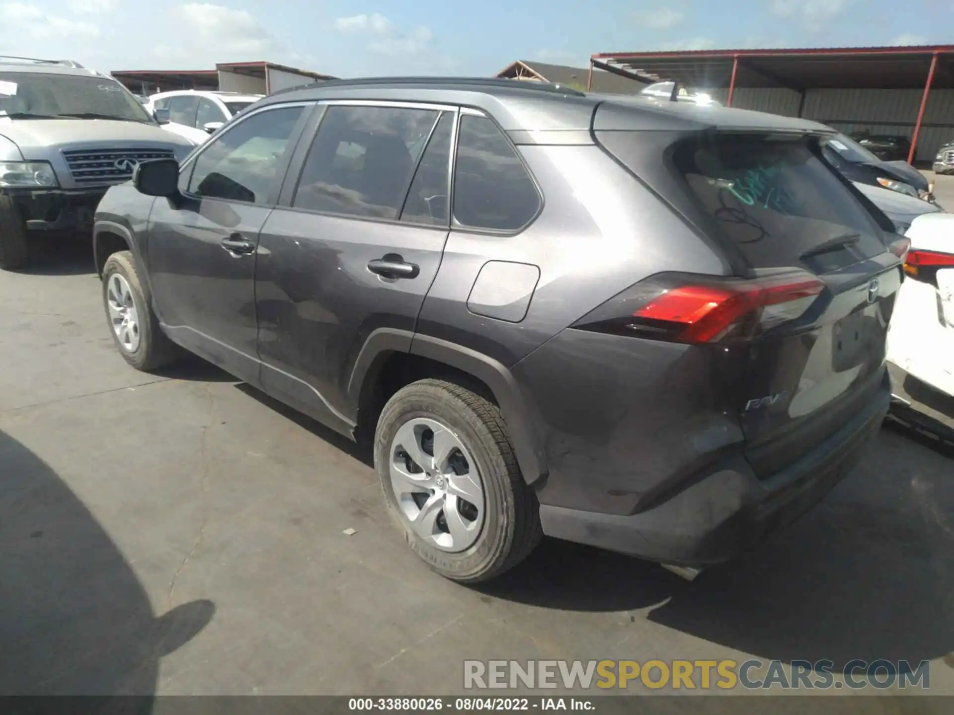 3 Photograph of a damaged car 2T3H1RFV4MC105232 TOYOTA RAV4 2021