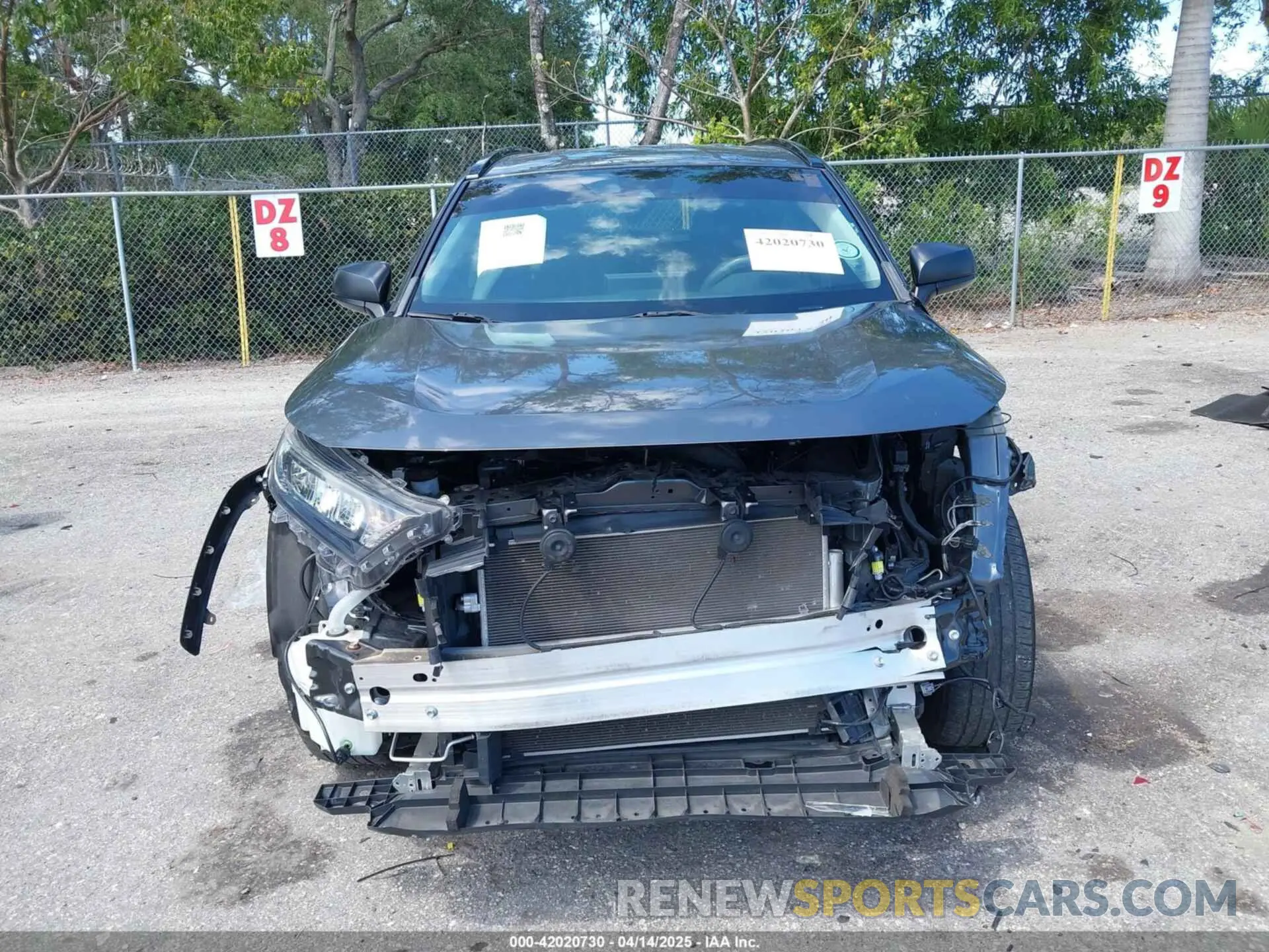 6 Photograph of a damaged car 2T3H1RFV4MC119731 TOYOTA RAV4 2021