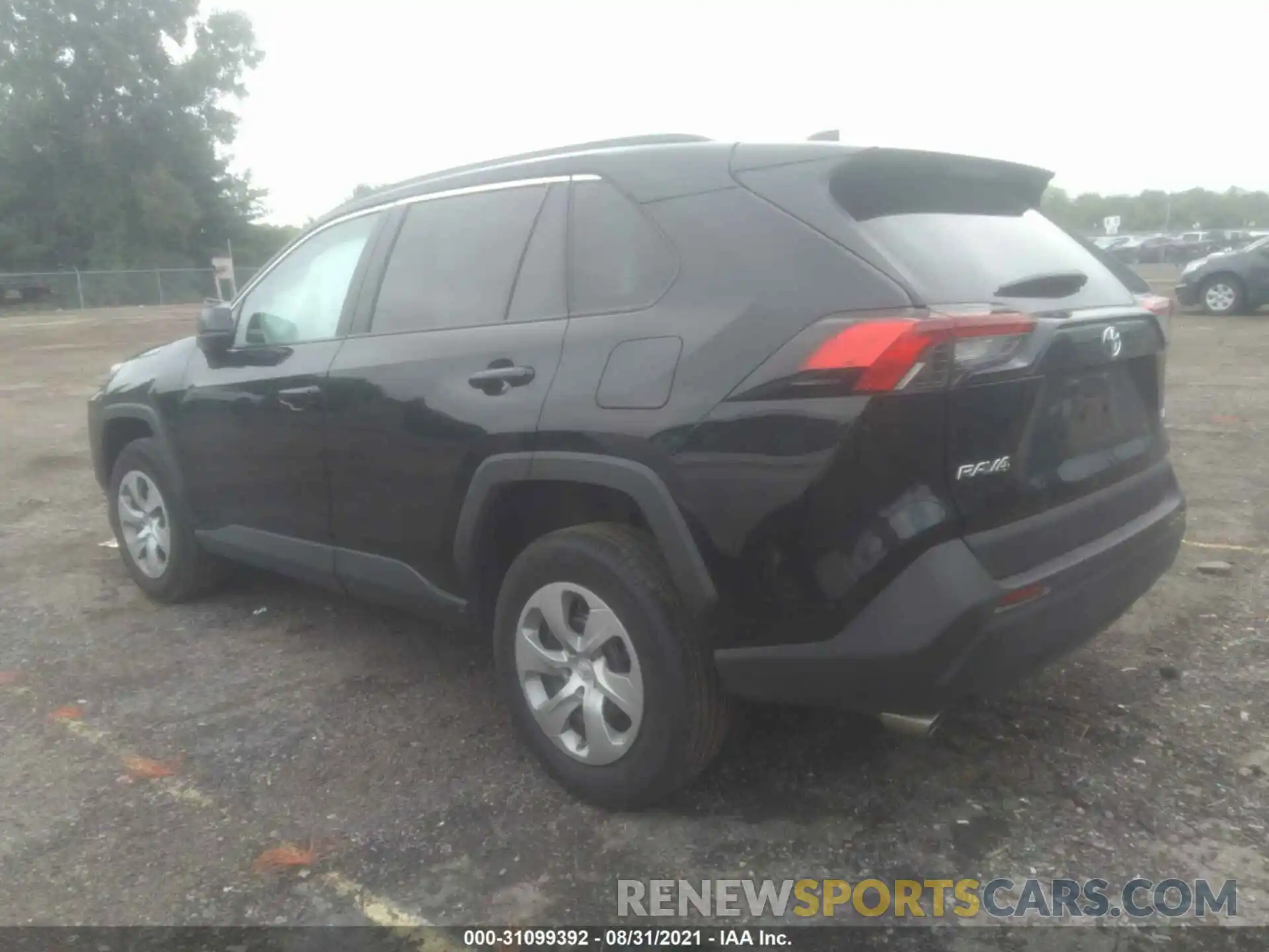 3 Photograph of a damaged car 2T3H1RFV4MC123097 TOYOTA RAV4 2021