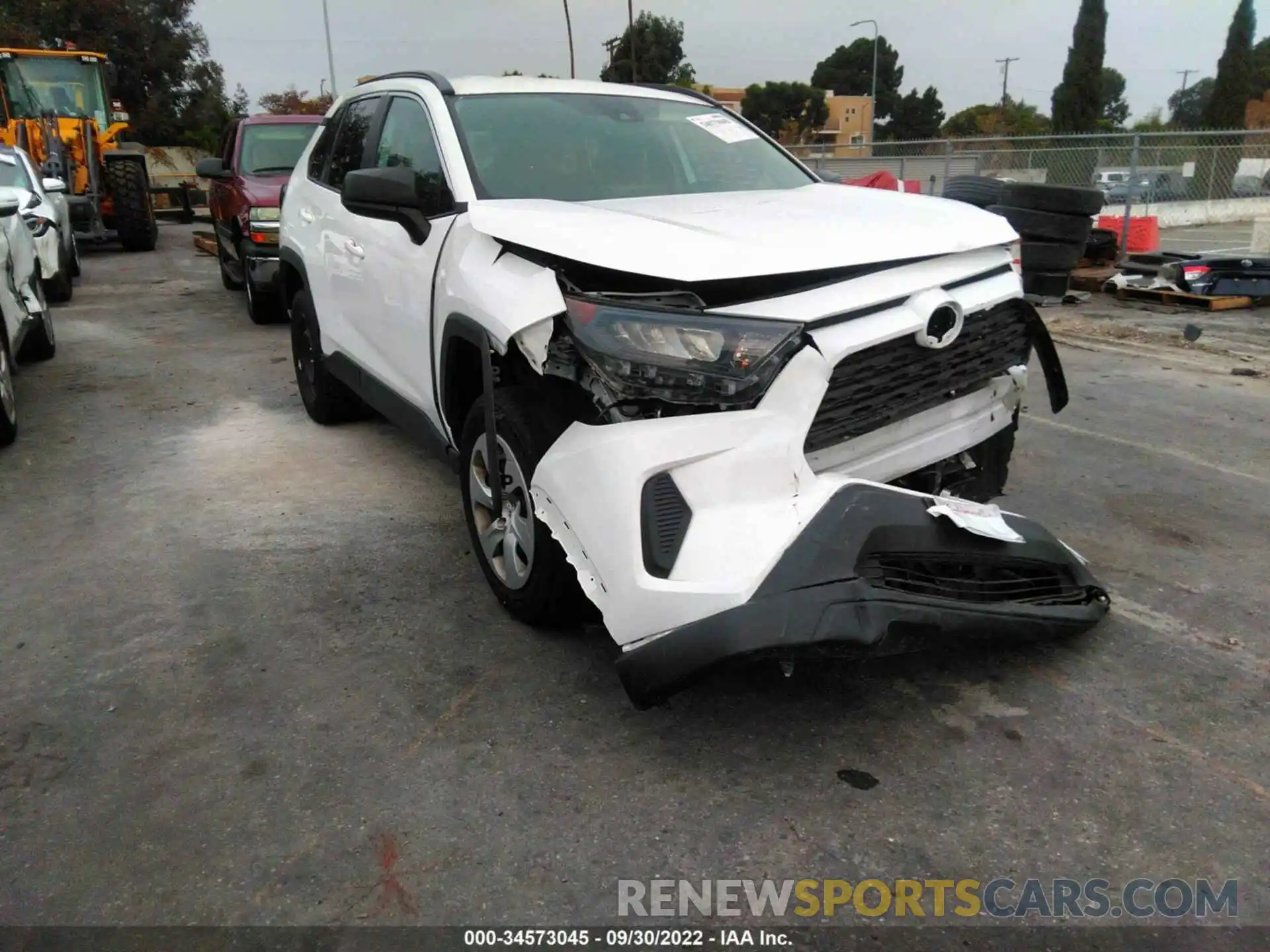 1 Photograph of a damaged car 2T3H1RFV4MC123634 TOYOTA RAV4 2021