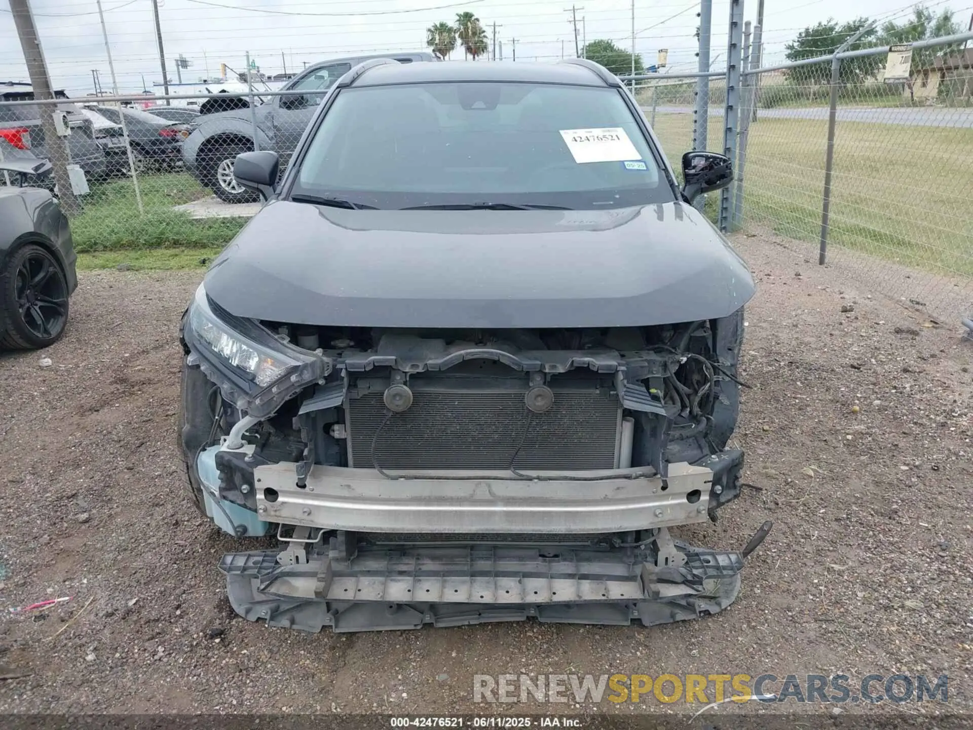 6 Photograph of a damaged car 2T3H1RFV4MC136027 TOYOTA RAV4 2021