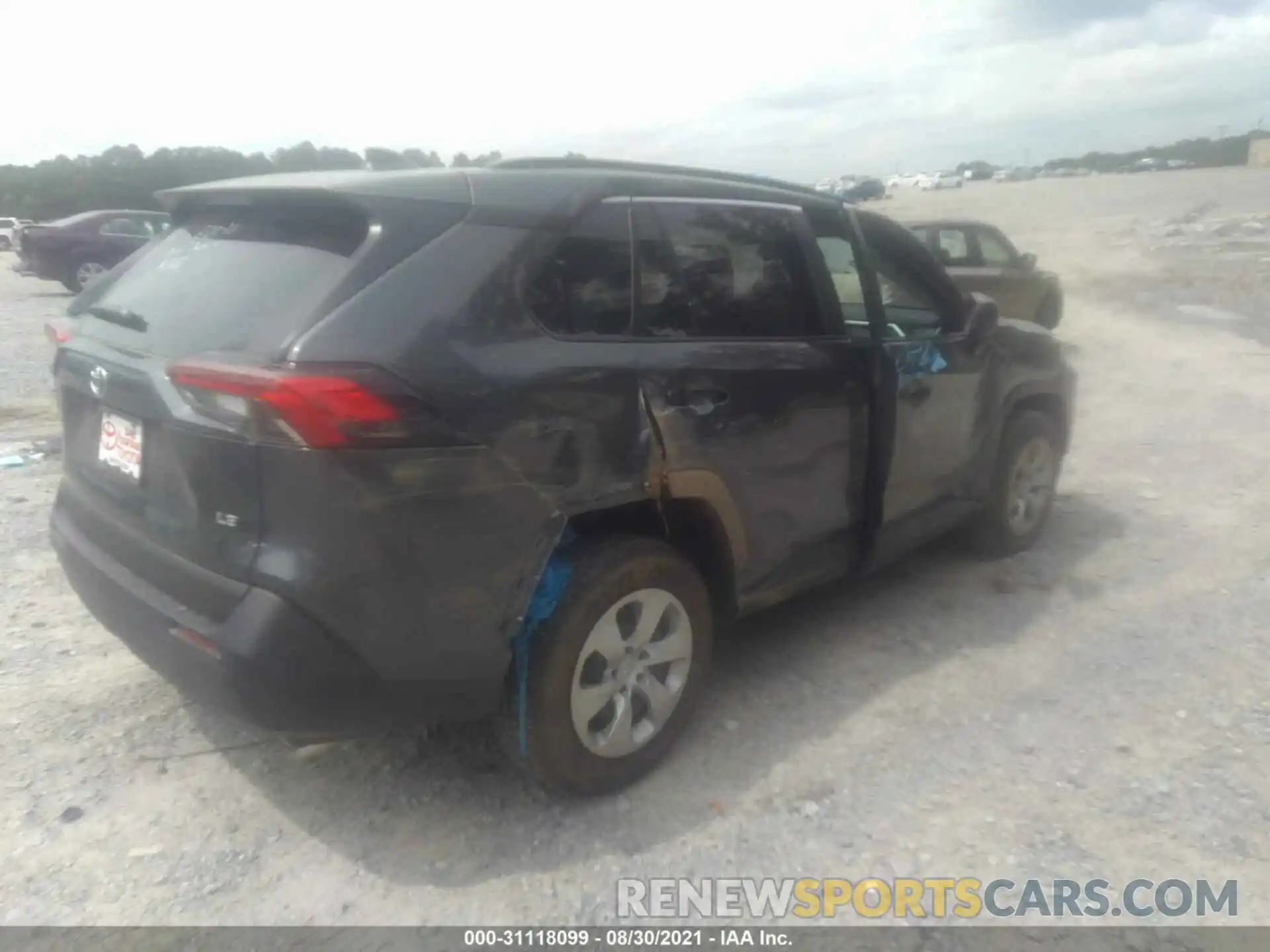 4 Photograph of a damaged car 2T3H1RFV4MC143348 TOYOTA RAV4 2021