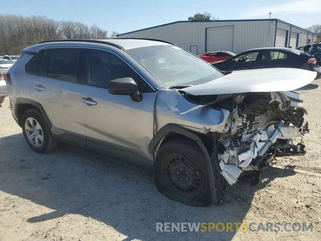 4 Photograph of a damaged car 2T3H1RFV4MC162126 TOYOTA RAV4 2021