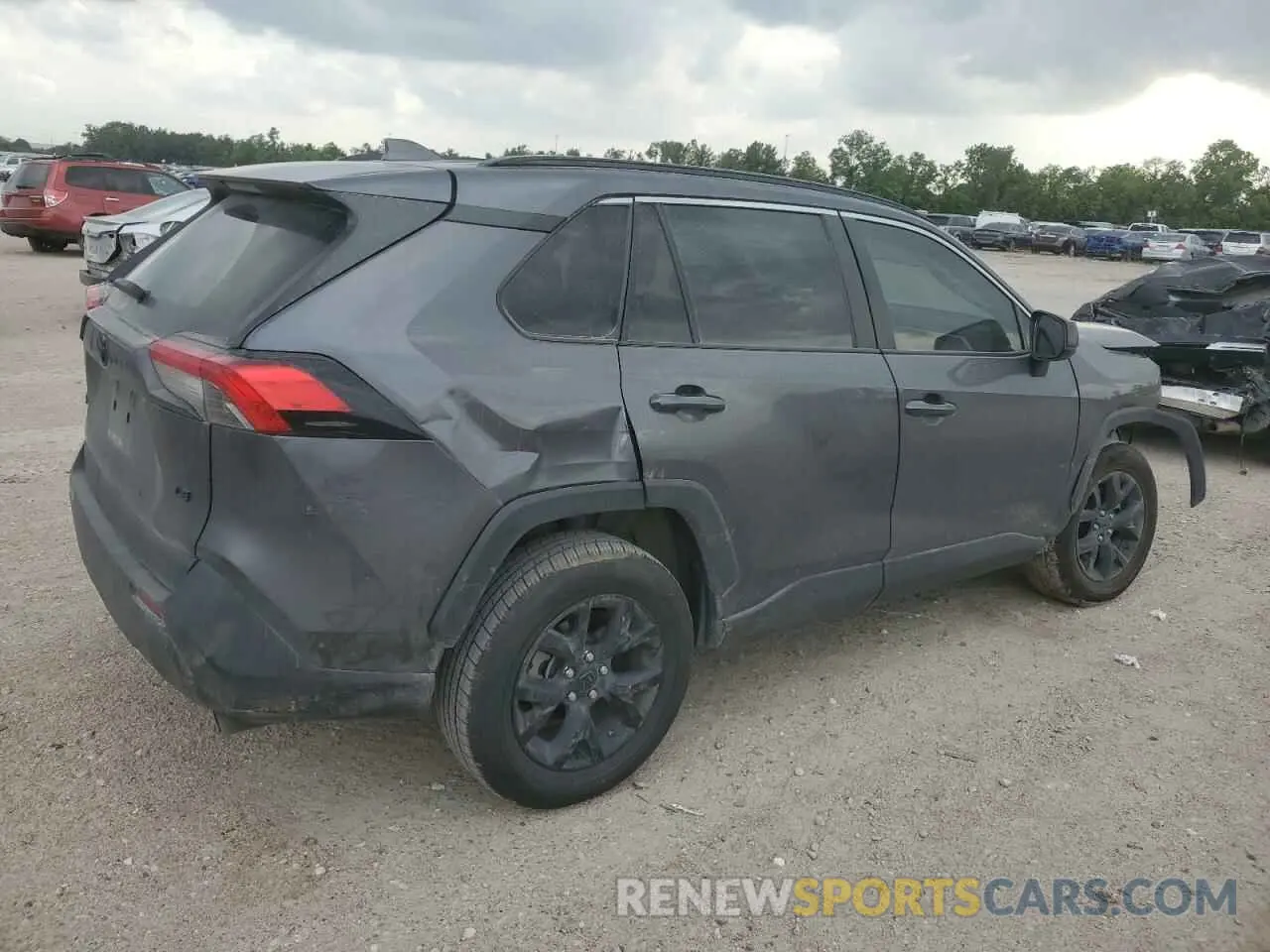 3 Photograph of a damaged car 2T3H1RFV4MC166080 TOYOTA RAV4 2021