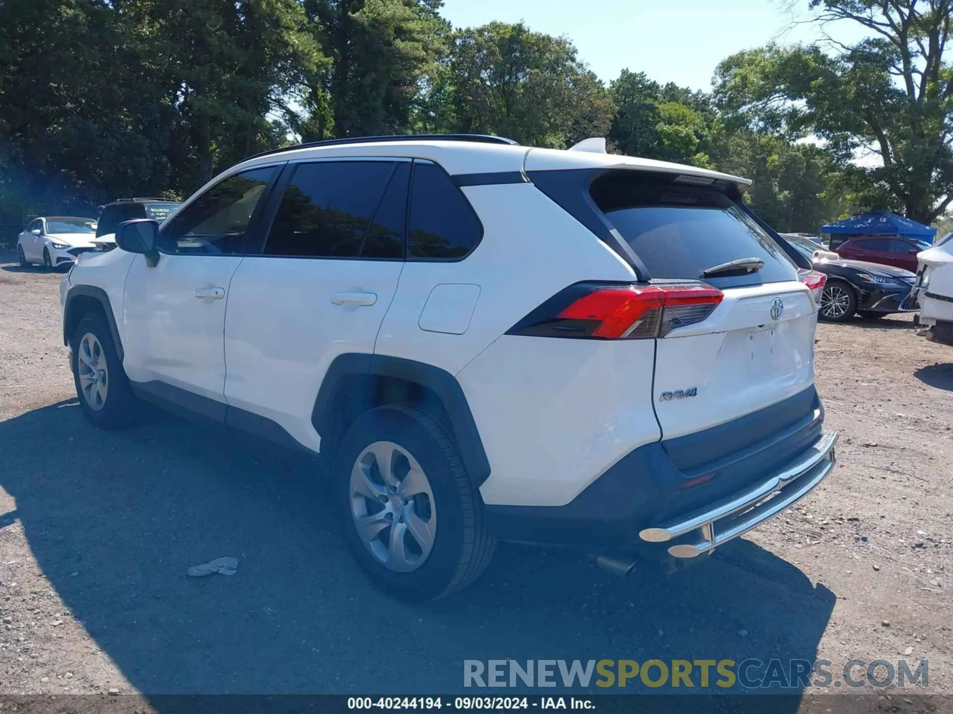 3 Photograph of a damaged car 2T3H1RFV4MW112227 TOYOTA RAV4 2021