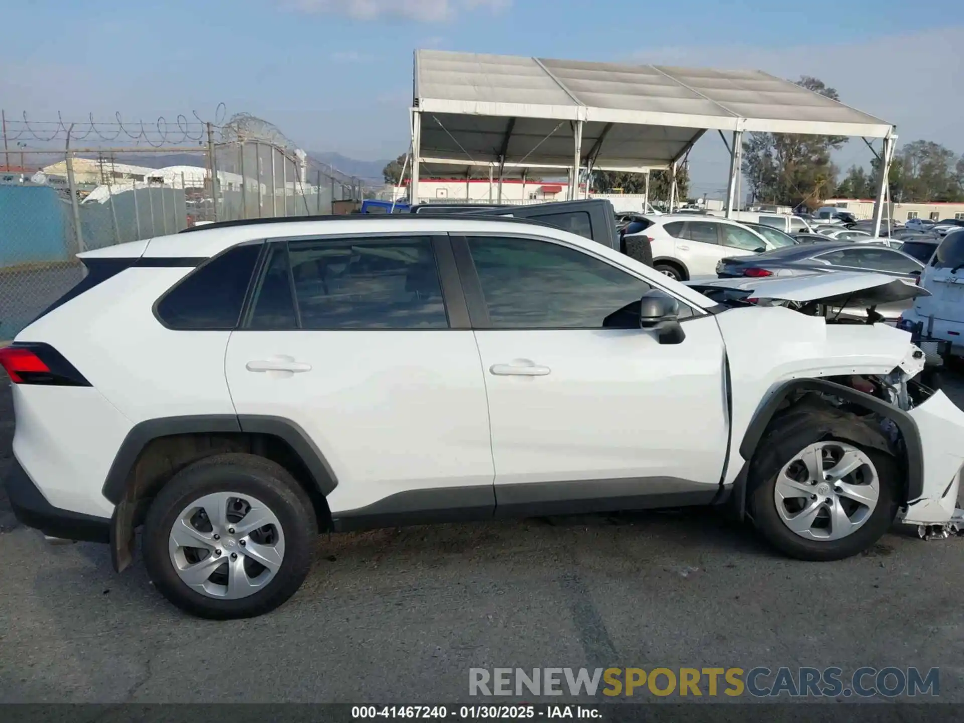 13 Photograph of a damaged car 2T3H1RFV4MW121798 TOYOTA RAV4 2021