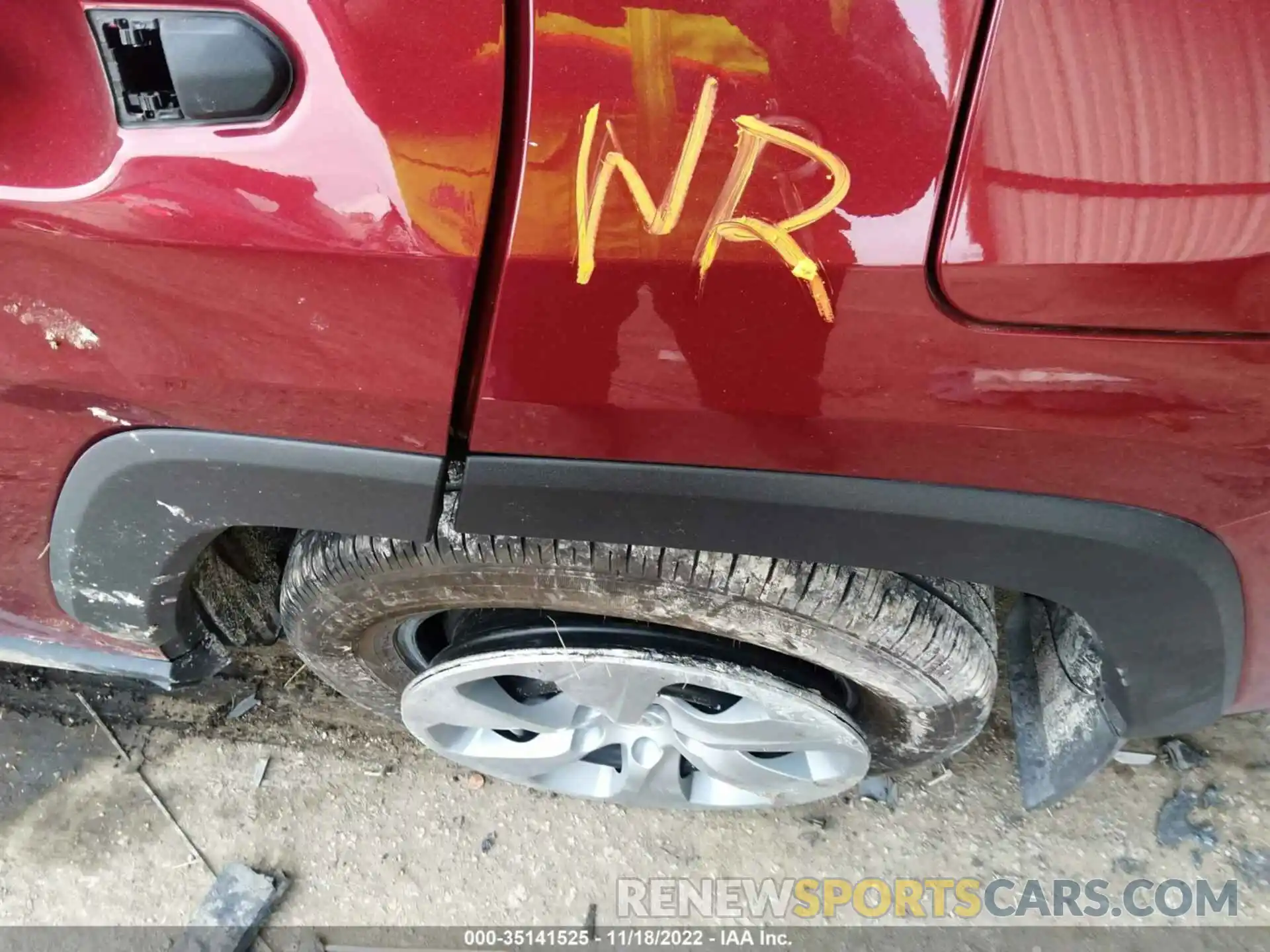 13 Photograph of a damaged car 2T3H1RFV4MW124717 TOYOTA RAV4 2021