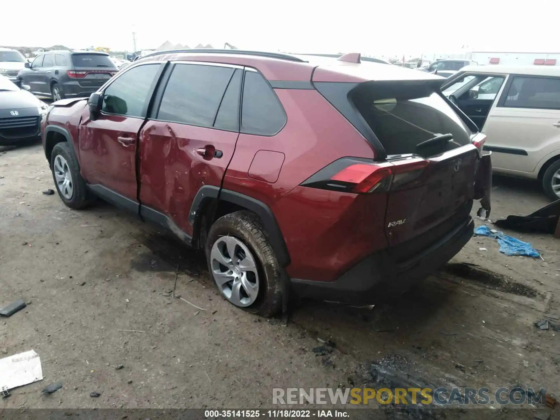 3 Photograph of a damaged car 2T3H1RFV4MW124717 TOYOTA RAV4 2021