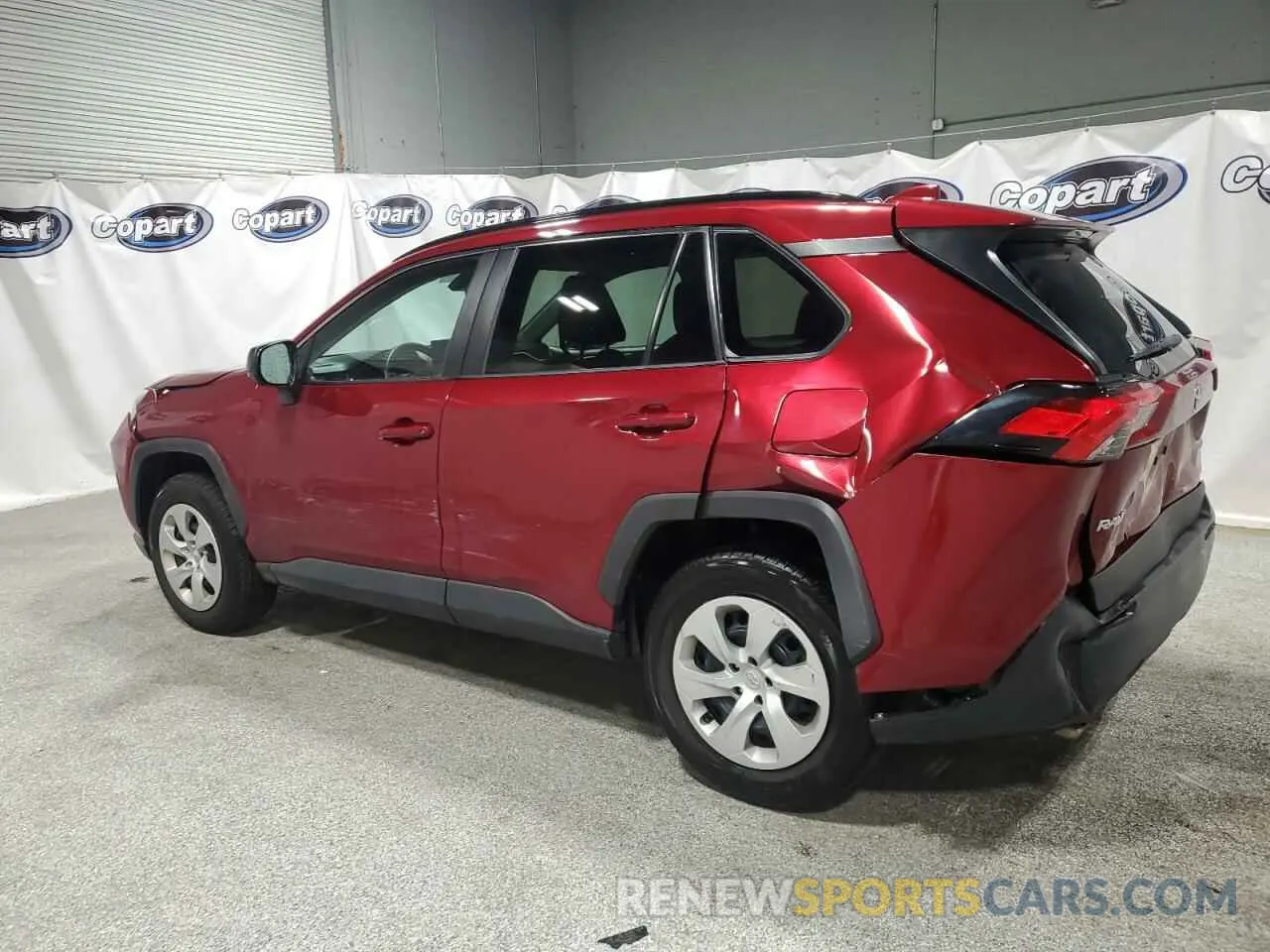 2 Photograph of a damaged car 2T3H1RFV4MW128797 TOYOTA RAV4 2021