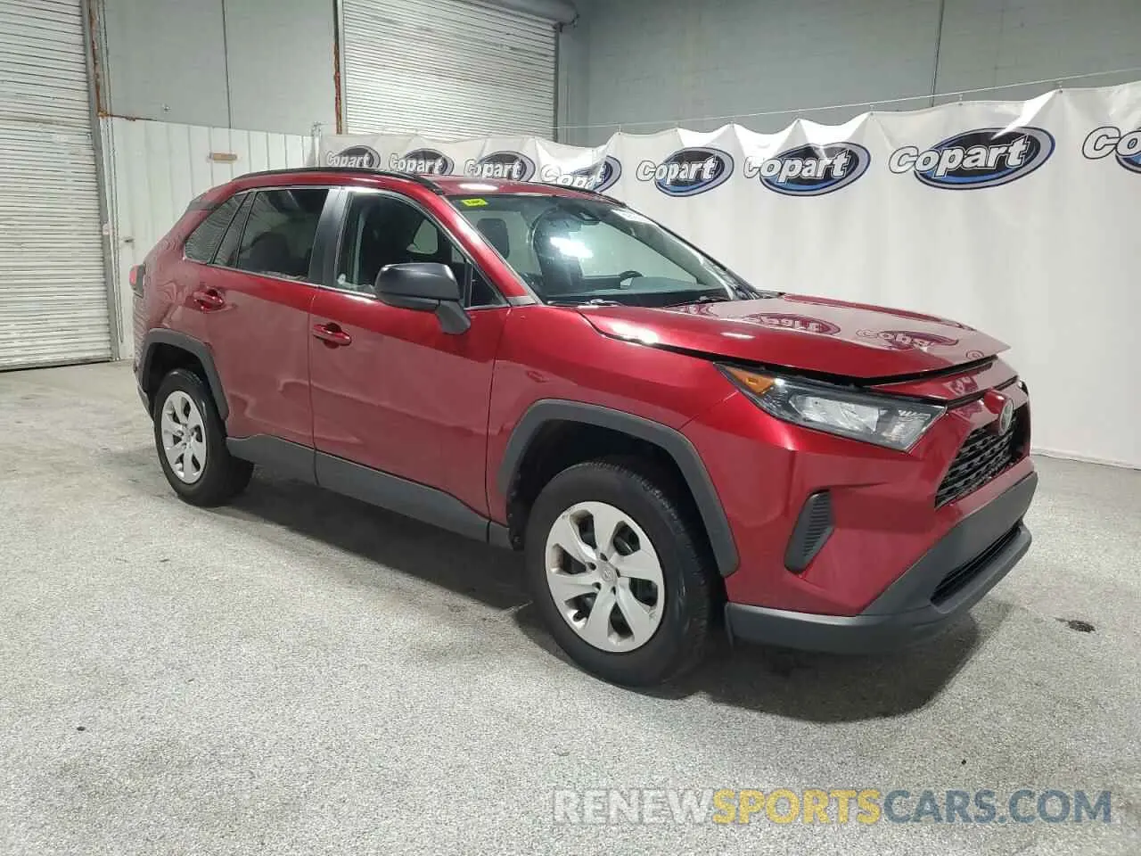 4 Photograph of a damaged car 2T3H1RFV4MW128797 TOYOTA RAV4 2021