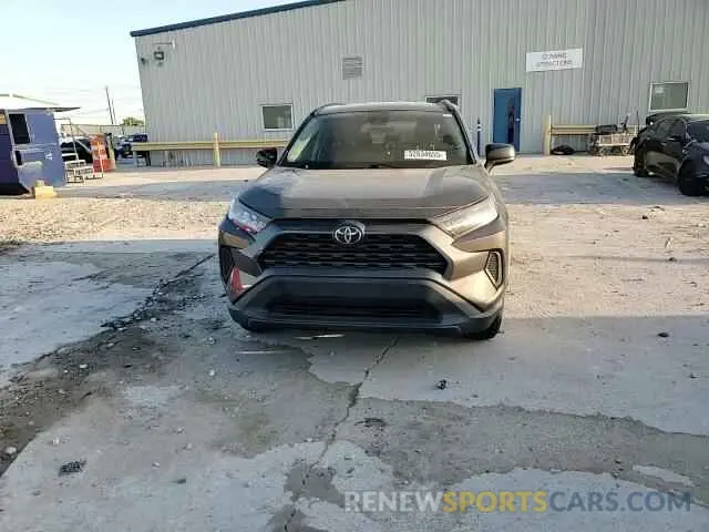 12 Photograph of a damaged car 2T3H1RFV4MW144630 TOYOTA RAV4 2021