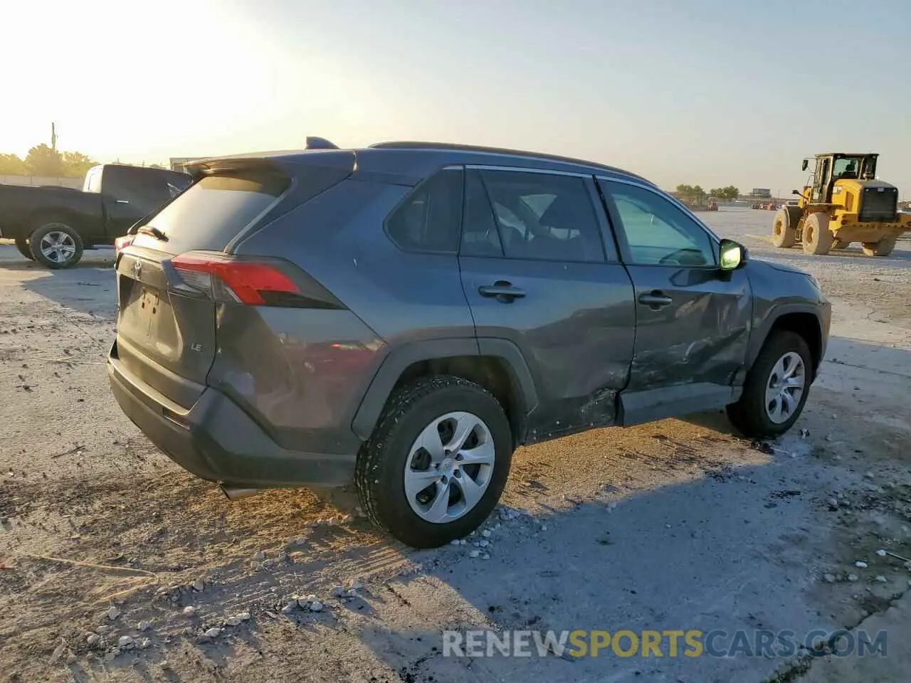 3 Photograph of a damaged car 2T3H1RFV4MW144630 TOYOTA RAV4 2021