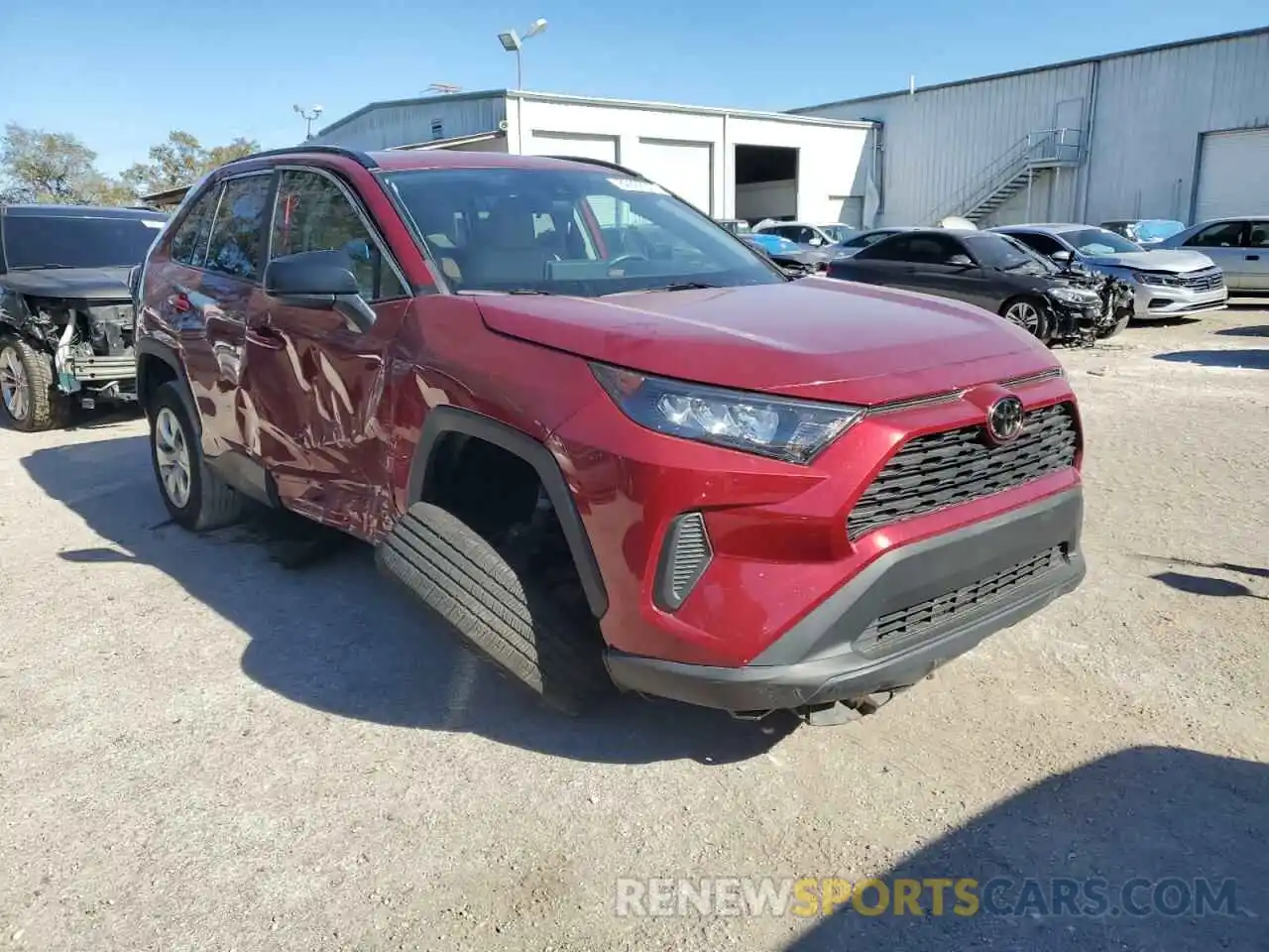 4 Photograph of a damaged car 2T3H1RFV4MW155627 TOYOTA RAV4 2021