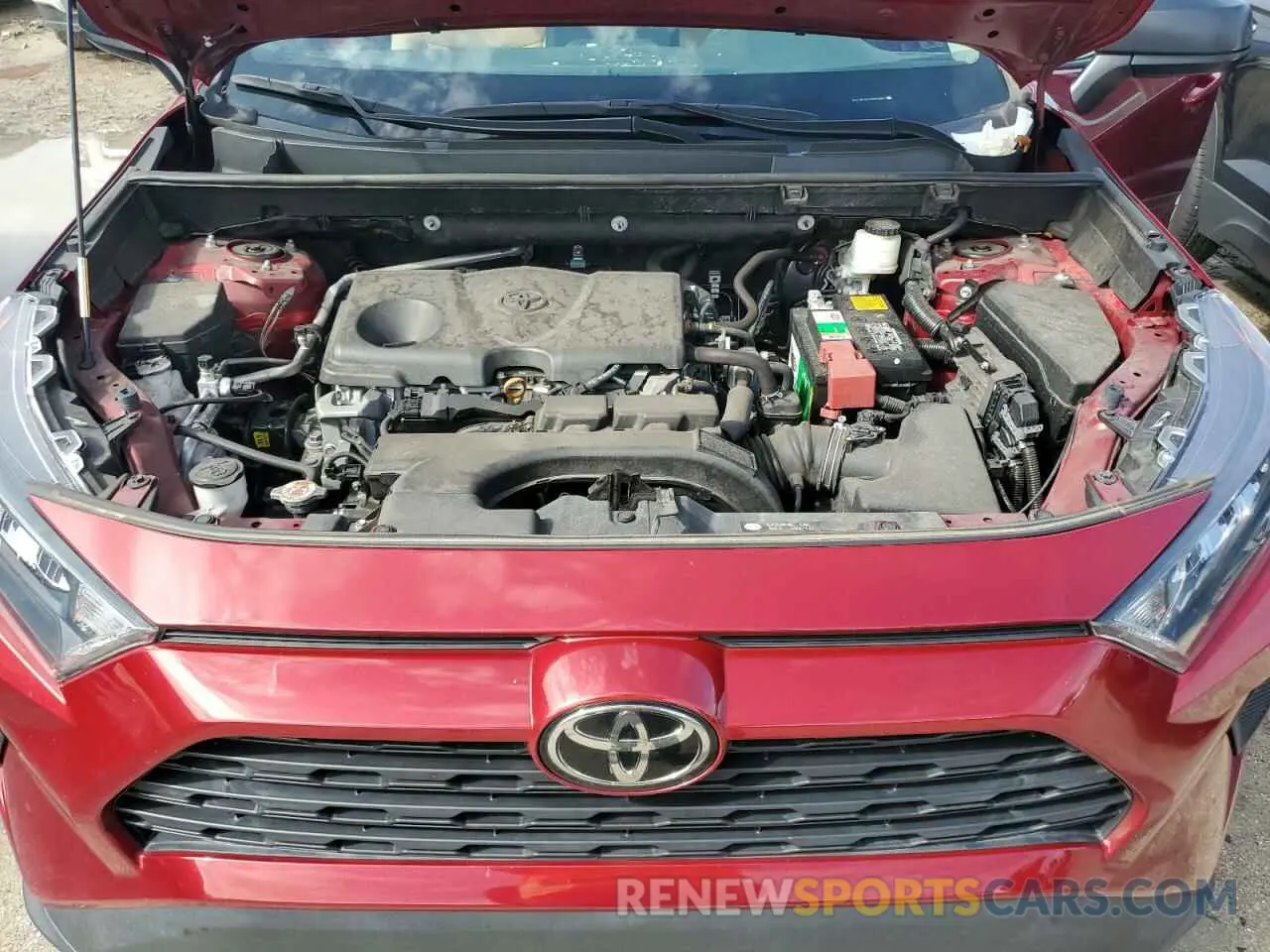 12 Photograph of a damaged car 2T3H1RFV4MW159922 TOYOTA RAV4 2021