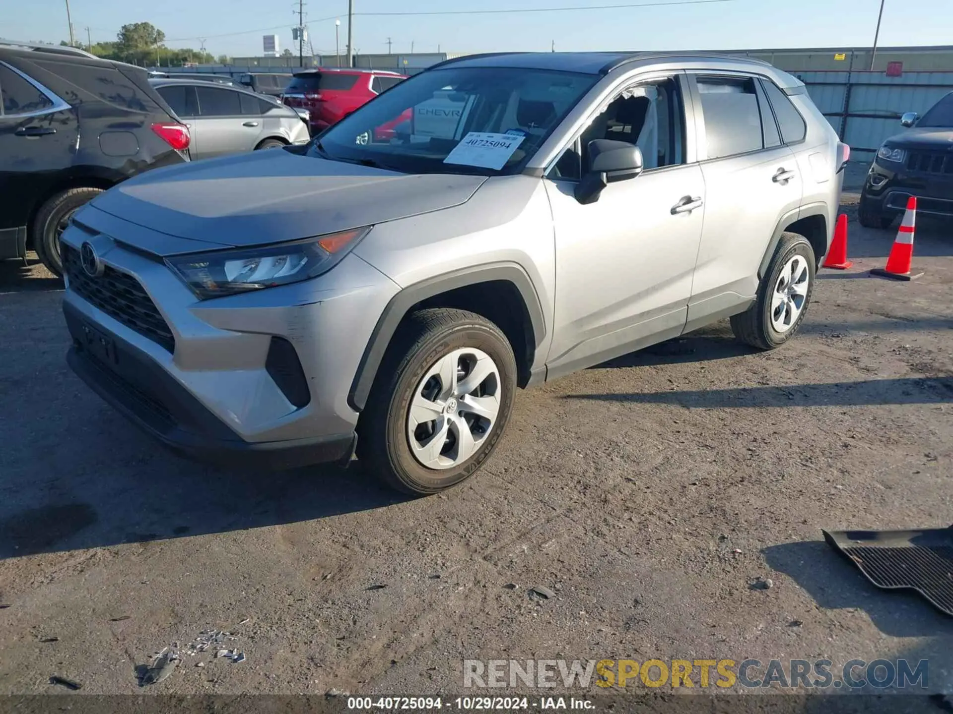 2 Photograph of a damaged car 2T3H1RFV5MC106213 TOYOTA RAV4 2021