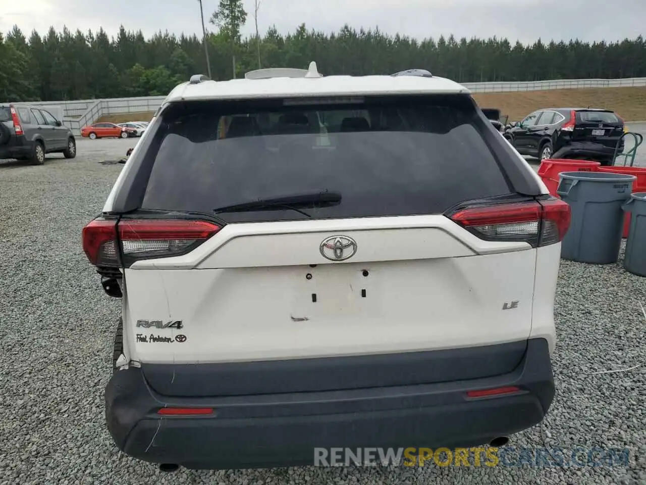 6 Photograph of a damaged car 2T3H1RFV5MC128079 TOYOTA RAV4 2021