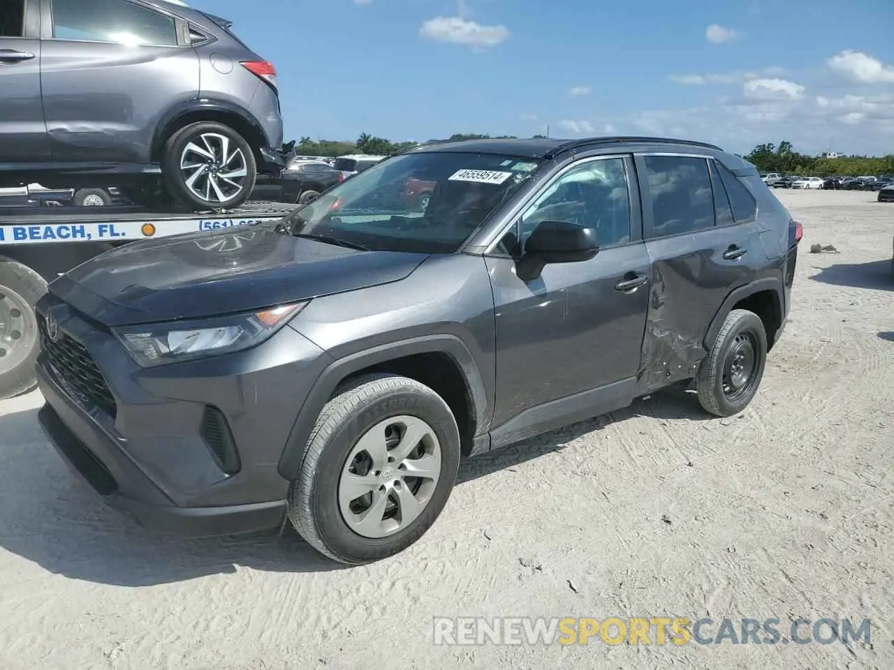 1 Photograph of a damaged car 2T3H1RFV5MC129054 TOYOTA RAV4 2021