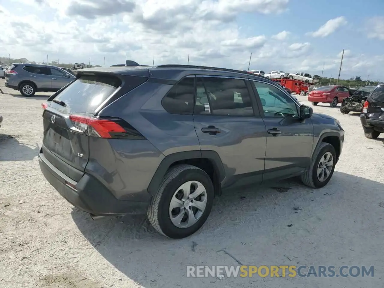 3 Photograph of a damaged car 2T3H1RFV5MC129054 TOYOTA RAV4 2021