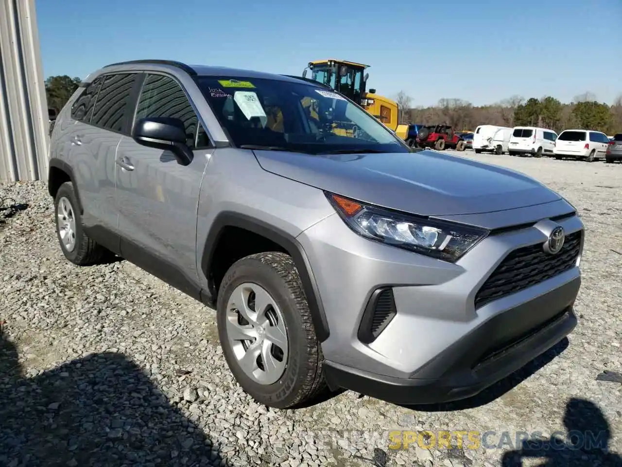 1 Photograph of a damaged car 2T3H1RFV5MC145867 TOYOTA RAV4 2021