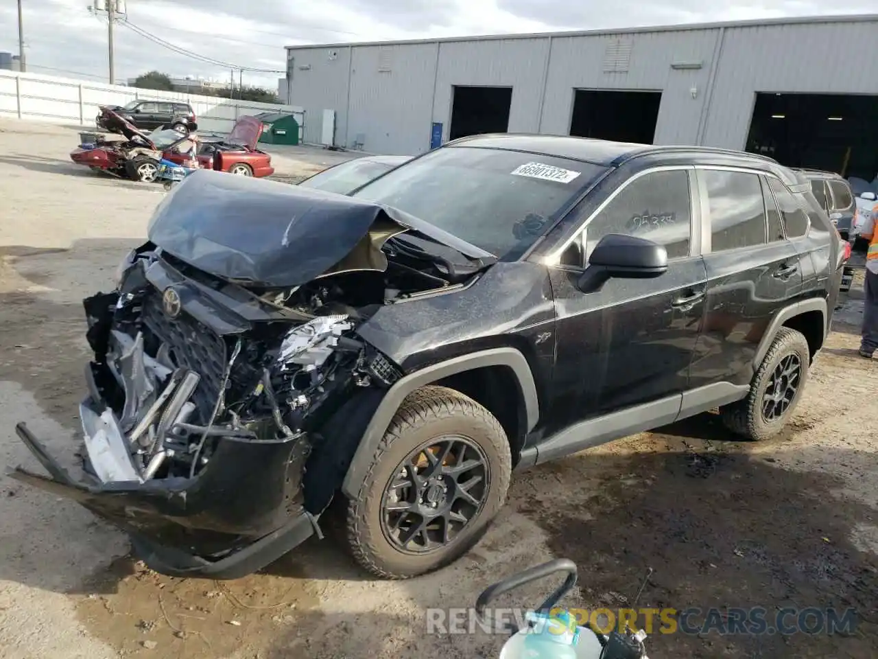 1 Photograph of a damaged car 2T3H1RFV5MC155265 TOYOTA RAV4 2021