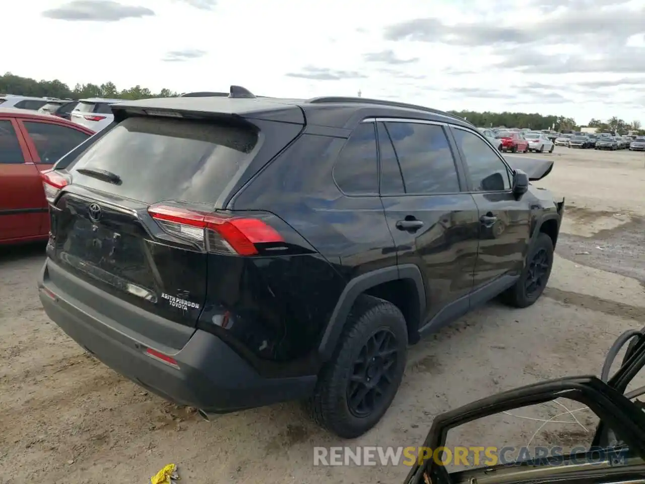 3 Photograph of a damaged car 2T3H1RFV5MC155265 TOYOTA RAV4 2021