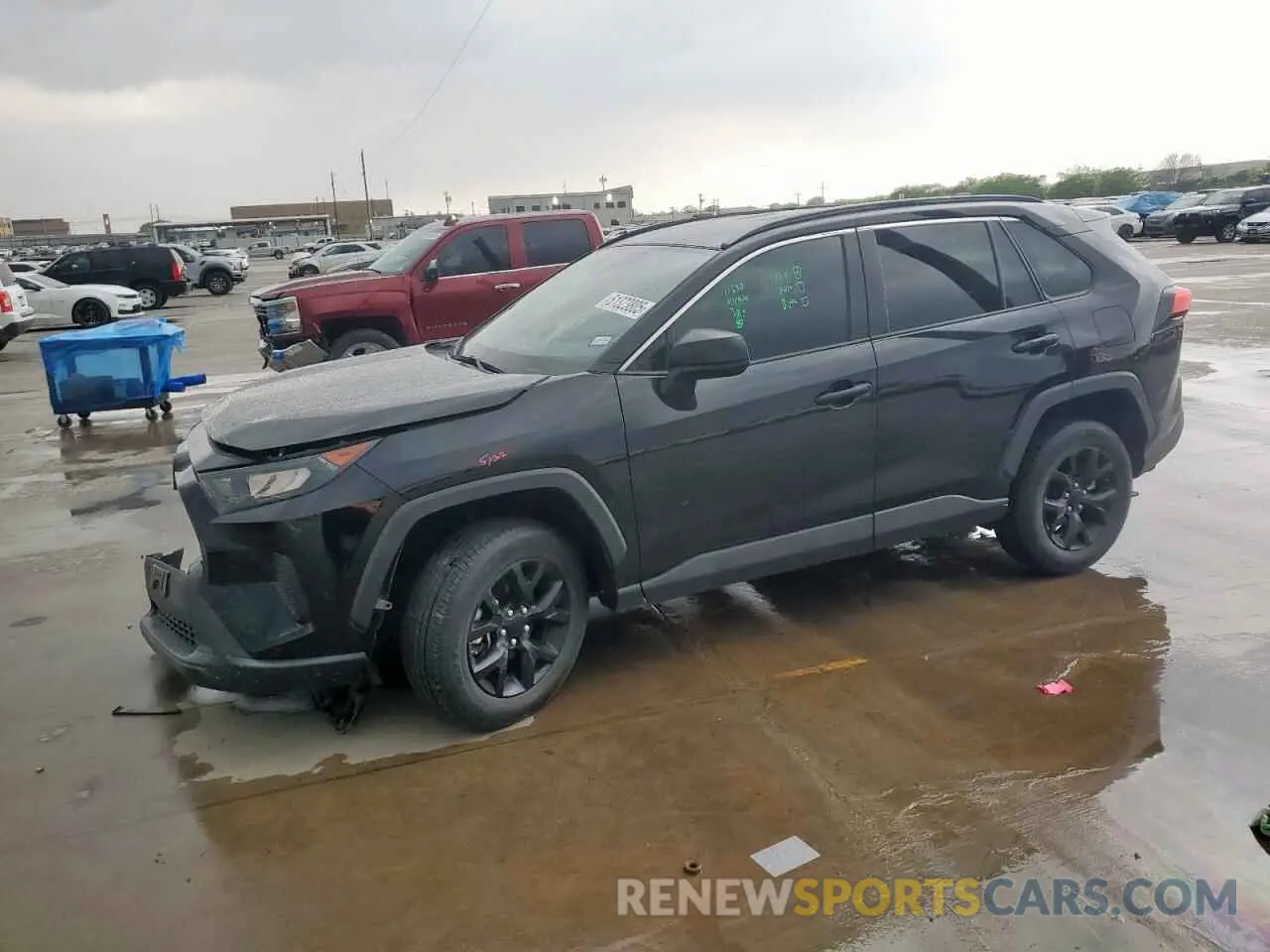 1 Photograph of a damaged car 2T3H1RFV5MC165083 TOYOTA RAV4 2021