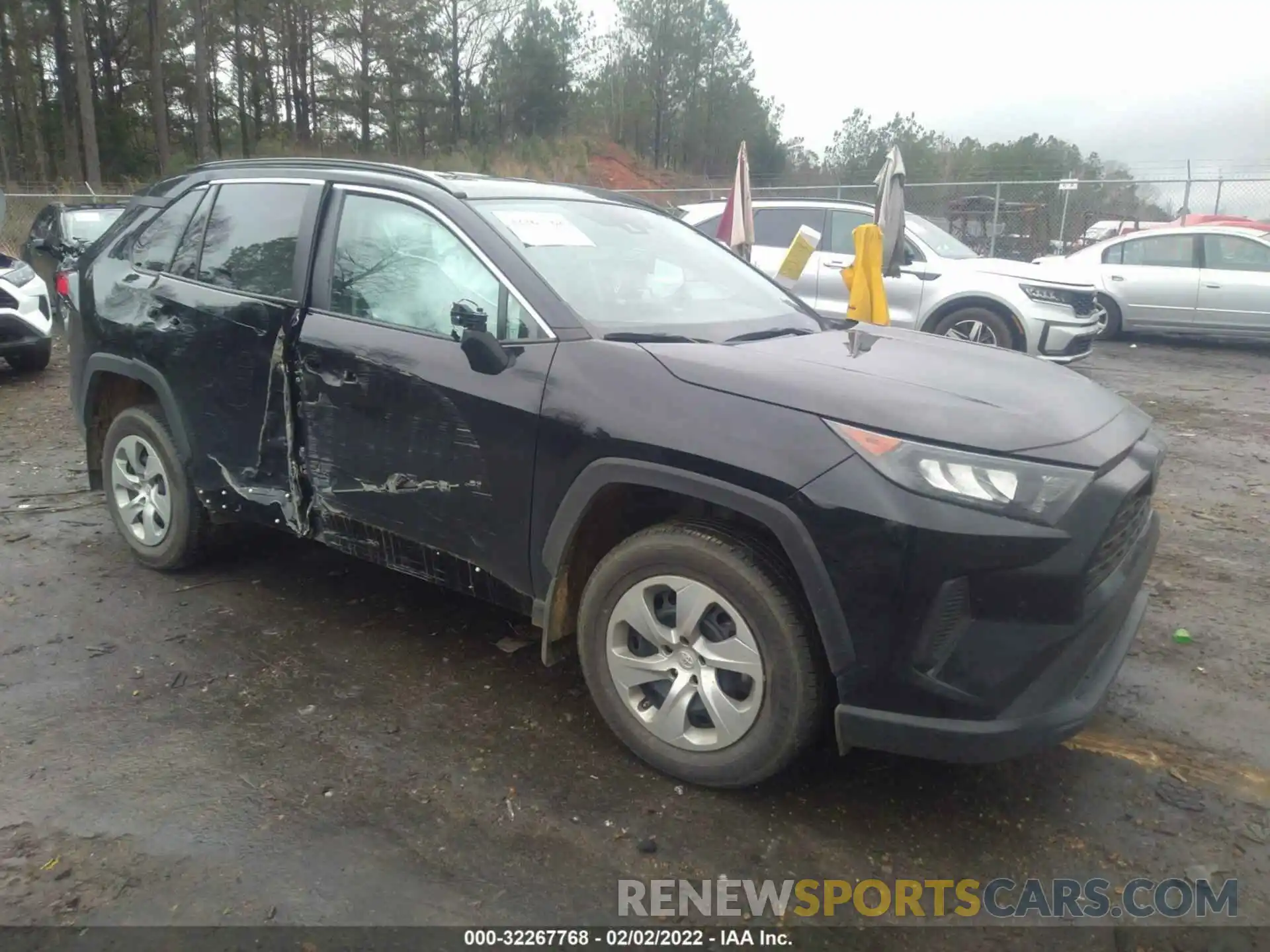 1 Photograph of a damaged car 2T3H1RFV5MW103858 TOYOTA RAV4 2021