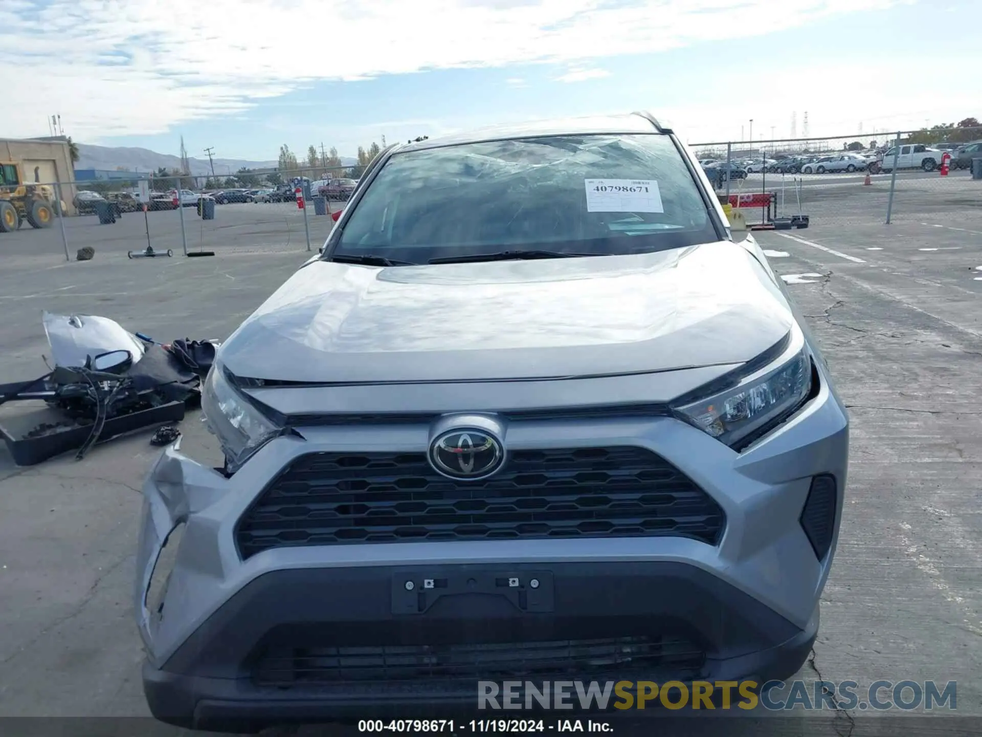 12 Photograph of a damaged car 2T3H1RFV5MW123821 TOYOTA RAV4 2021