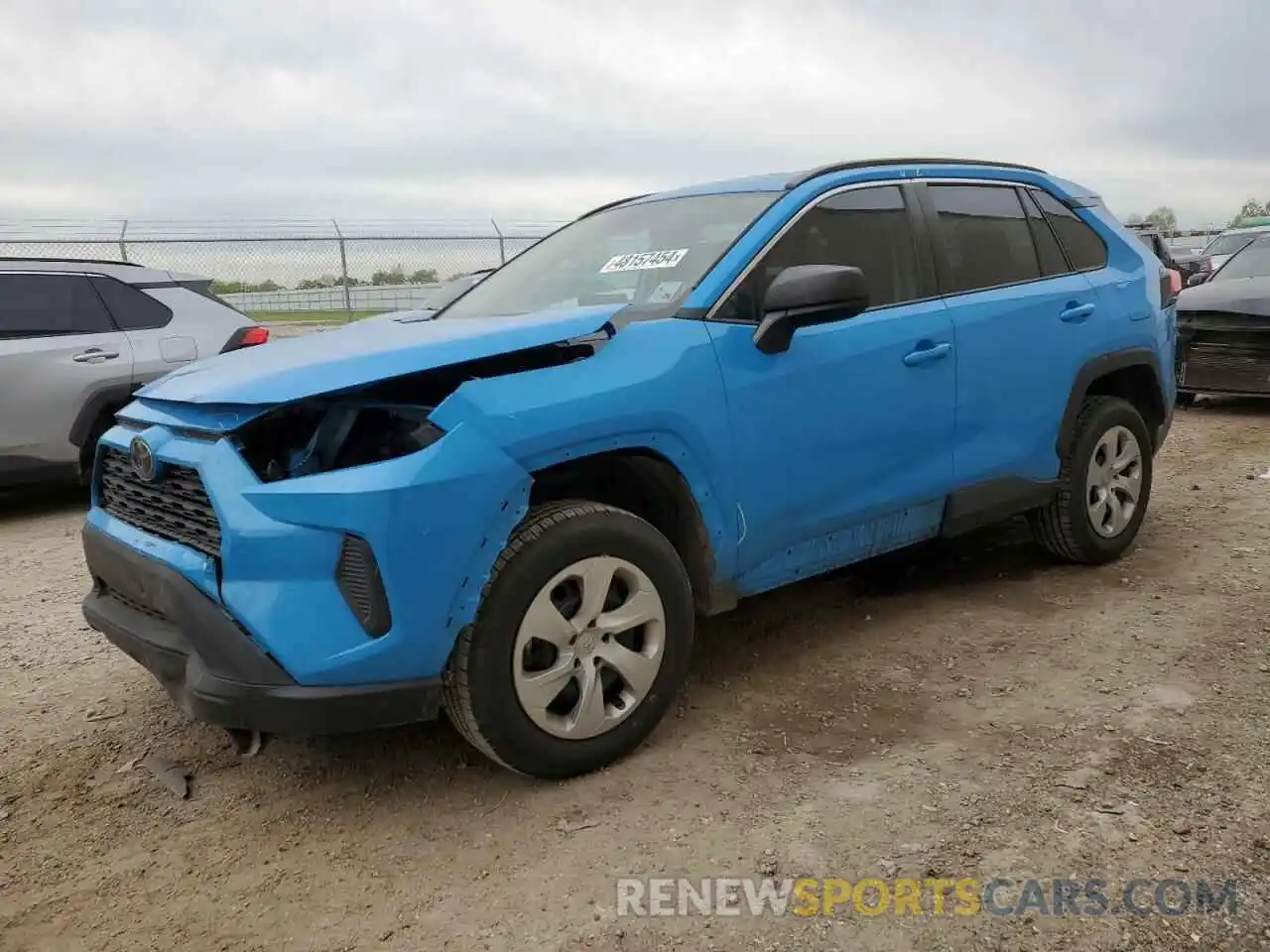 1 Photograph of a damaged car 2T3H1RFV5MW126671 TOYOTA RAV4 2021