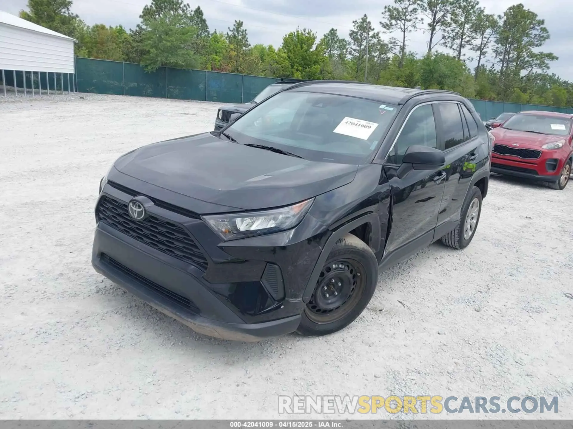 2 Photograph of a damaged car 2T3H1RFV5MW151120 TOYOTA RAV4 2021