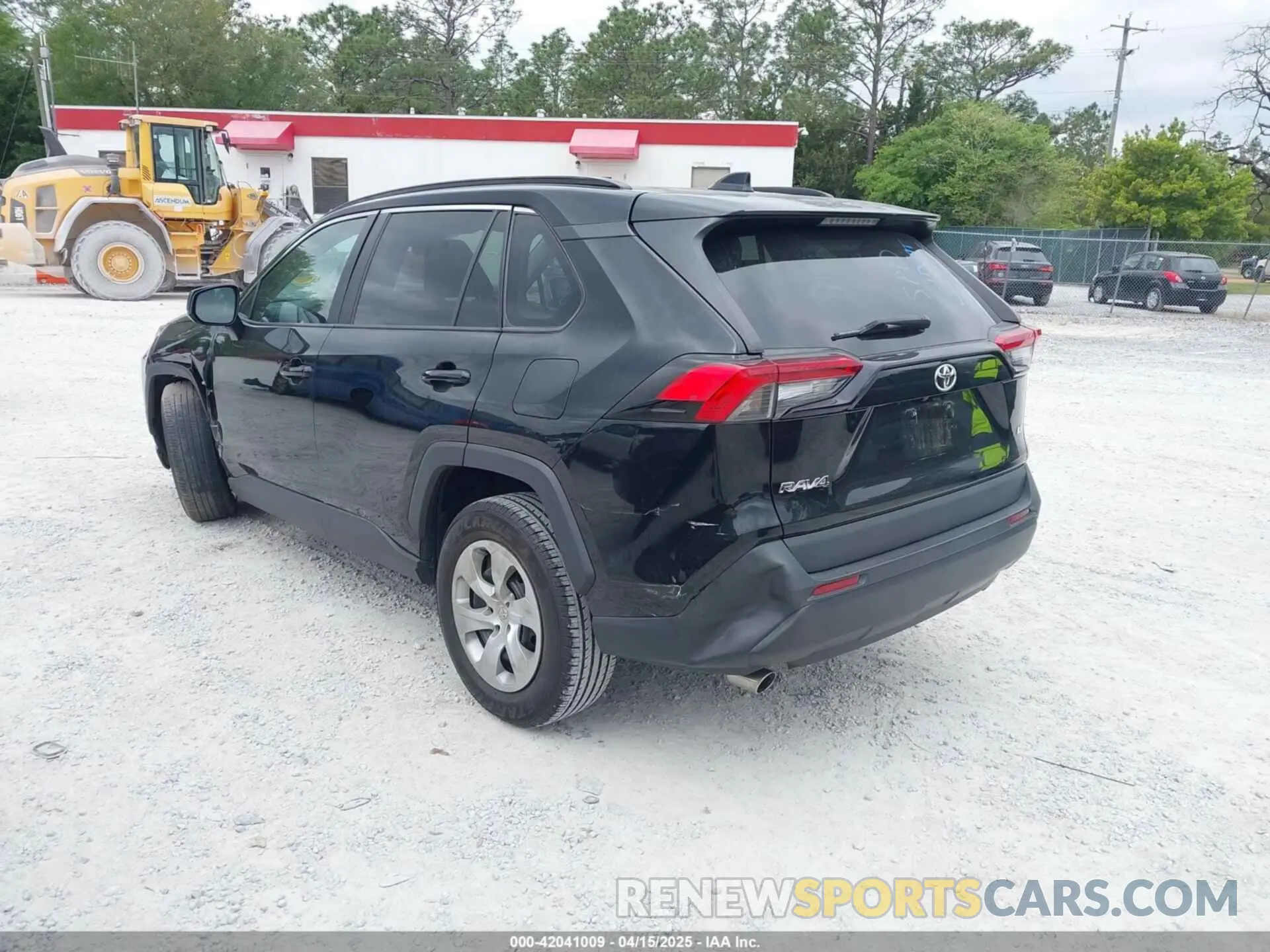 3 Photograph of a damaged car 2T3H1RFV5MW151120 TOYOTA RAV4 2021