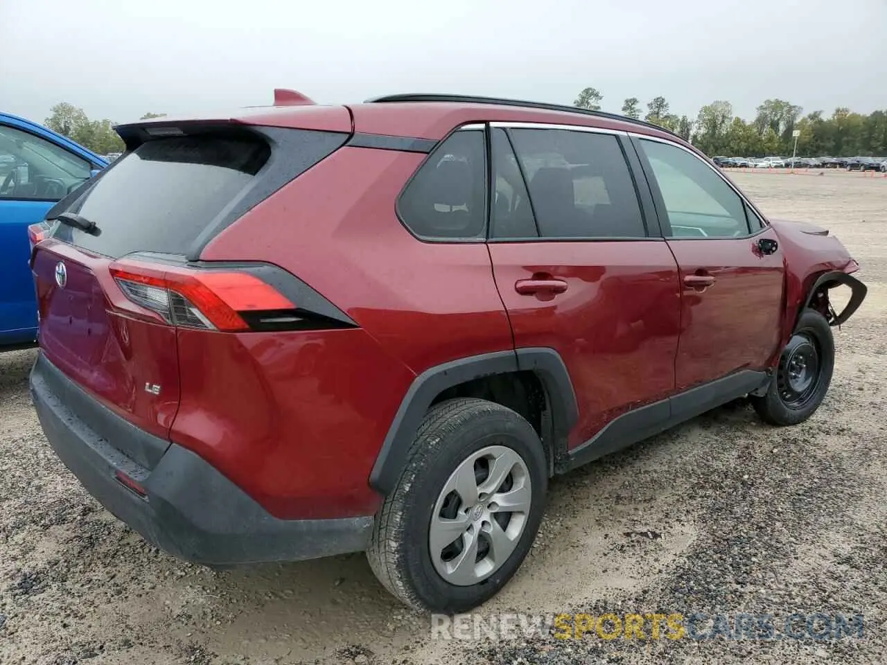 3 Photograph of a damaged car 2T3H1RFV5MW166801 TOYOTA RAV4 2021