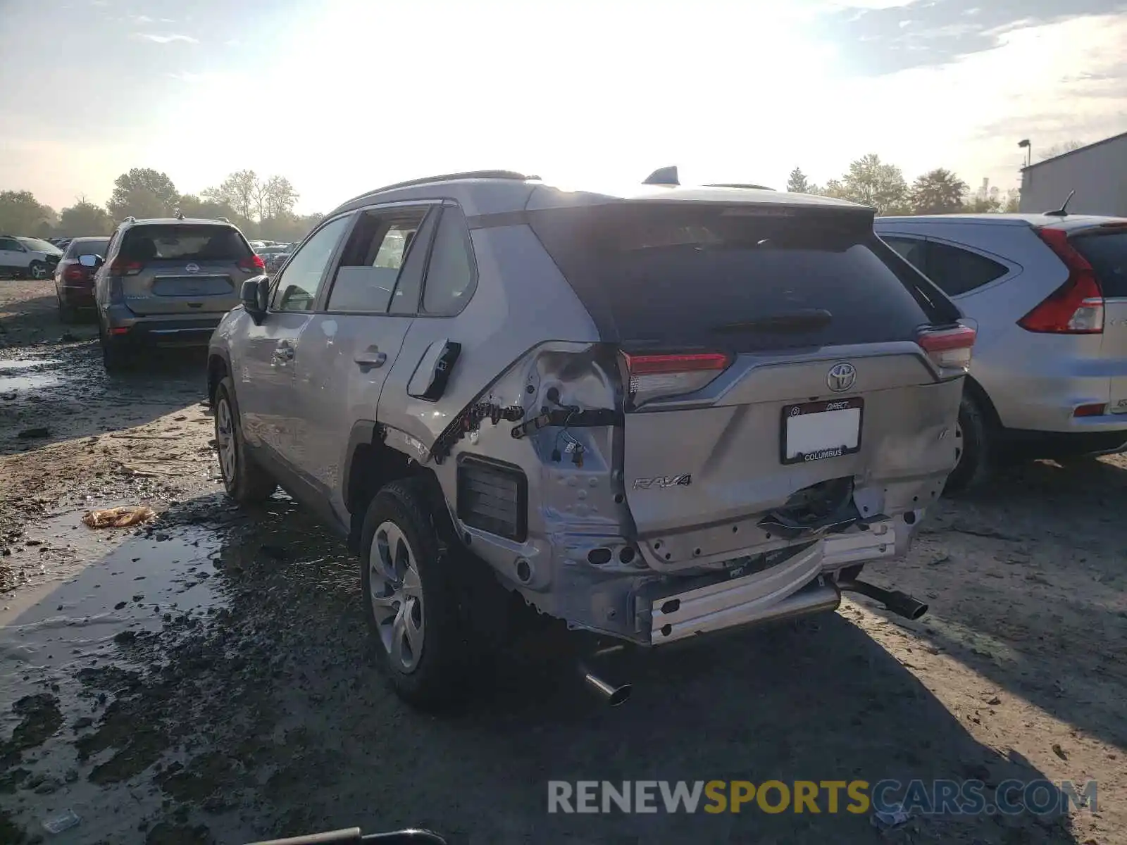 3 Photograph of a damaged car 2T3H1RFV5MW166930 TOYOTA RAV4 2021