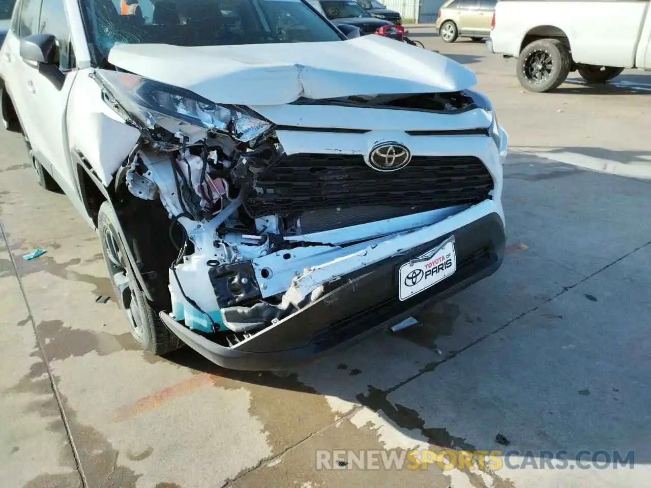 9 Photograph of a damaged car 2T3H1RFV5MW176177 TOYOTA RAV4 2021