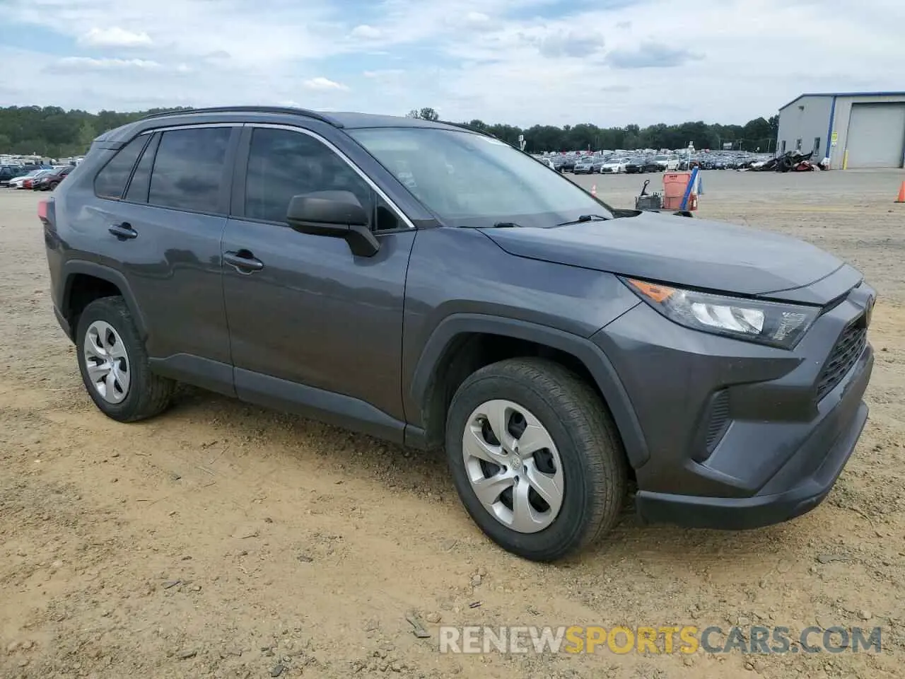 4 Photograph of a damaged car 2T3H1RFV6MC090183 TOYOTA RAV4 2021