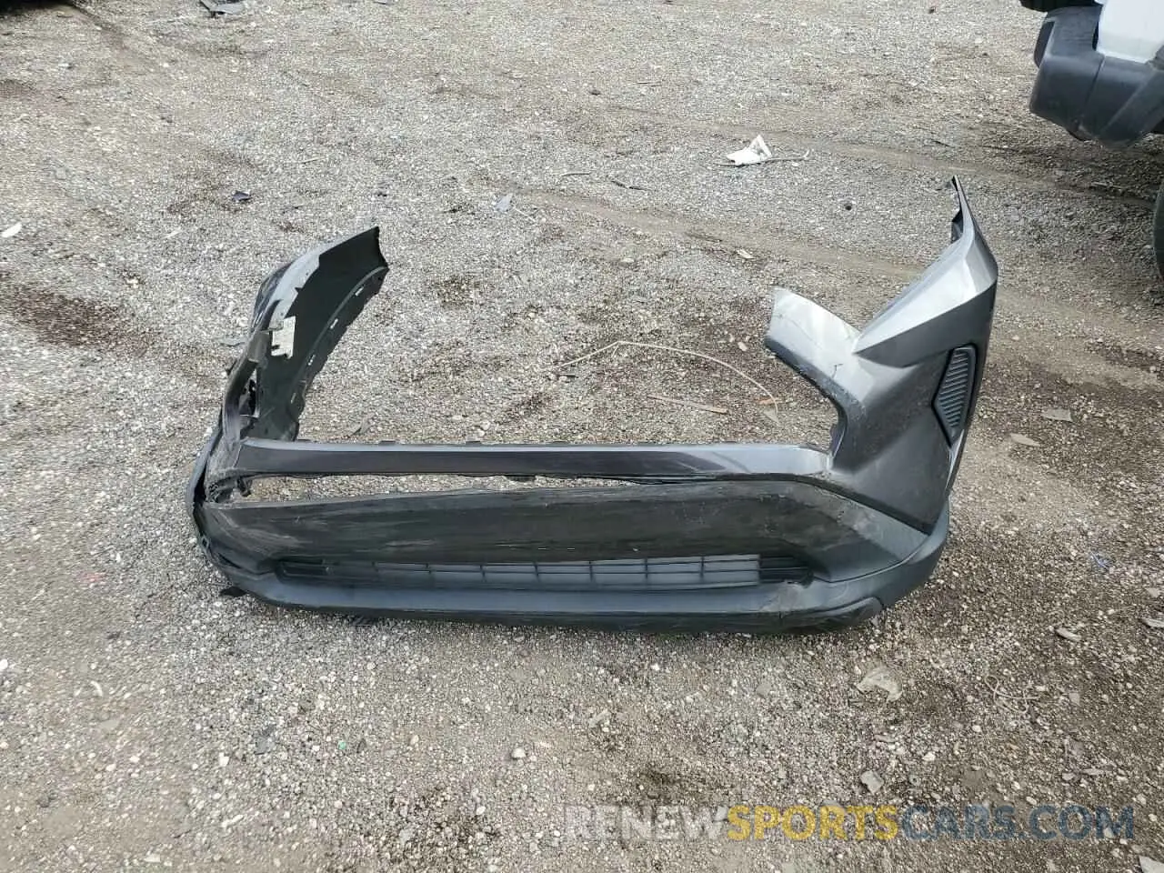 13 Photograph of a damaged car 2T3H1RFV6MC100730 TOYOTA RAV4 2021
