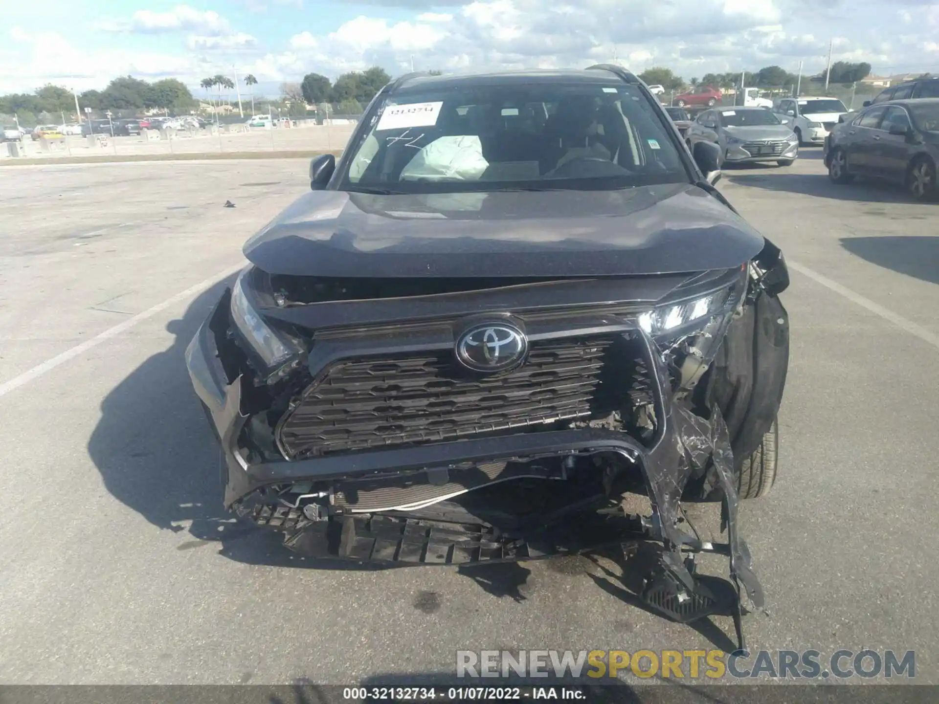 6 Photograph of a damaged car 2T3H1RFV6MC104647 TOYOTA RAV4 2021