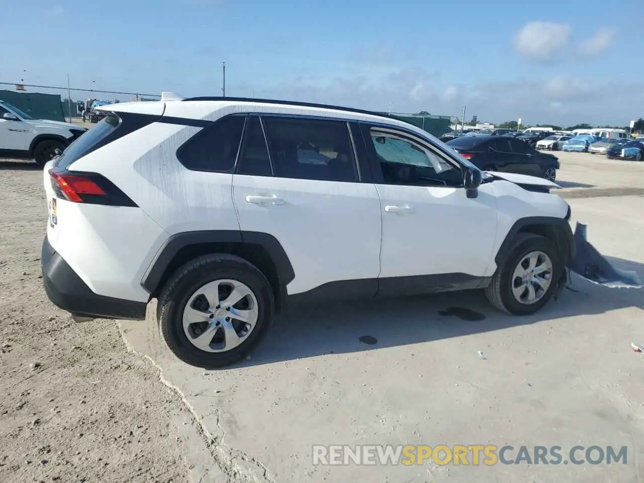 3 Photograph of a damaged car 2T3H1RFV6MC116250 TOYOTA RAV4 2021