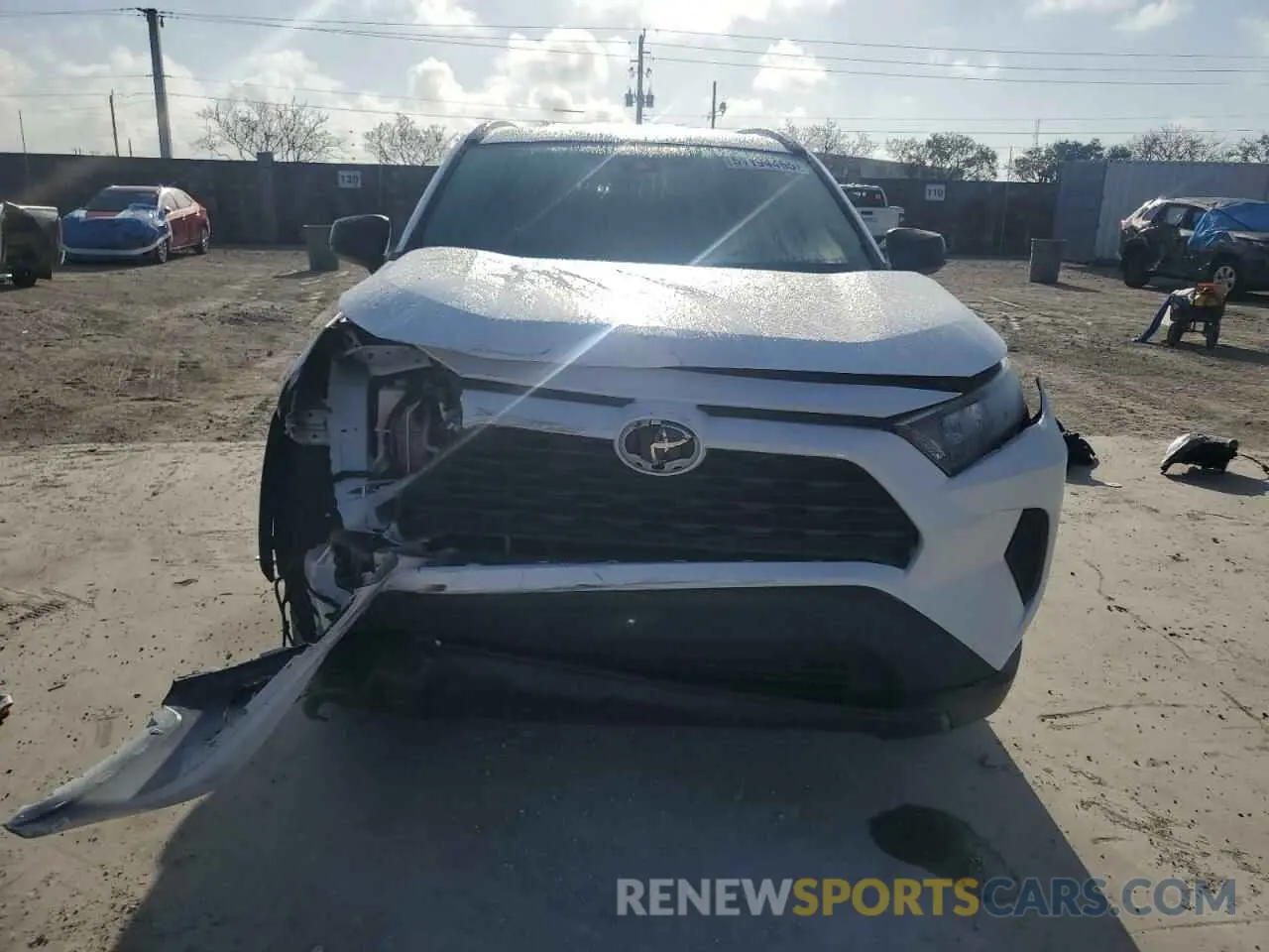5 Photograph of a damaged car 2T3H1RFV6MC116250 TOYOTA RAV4 2021