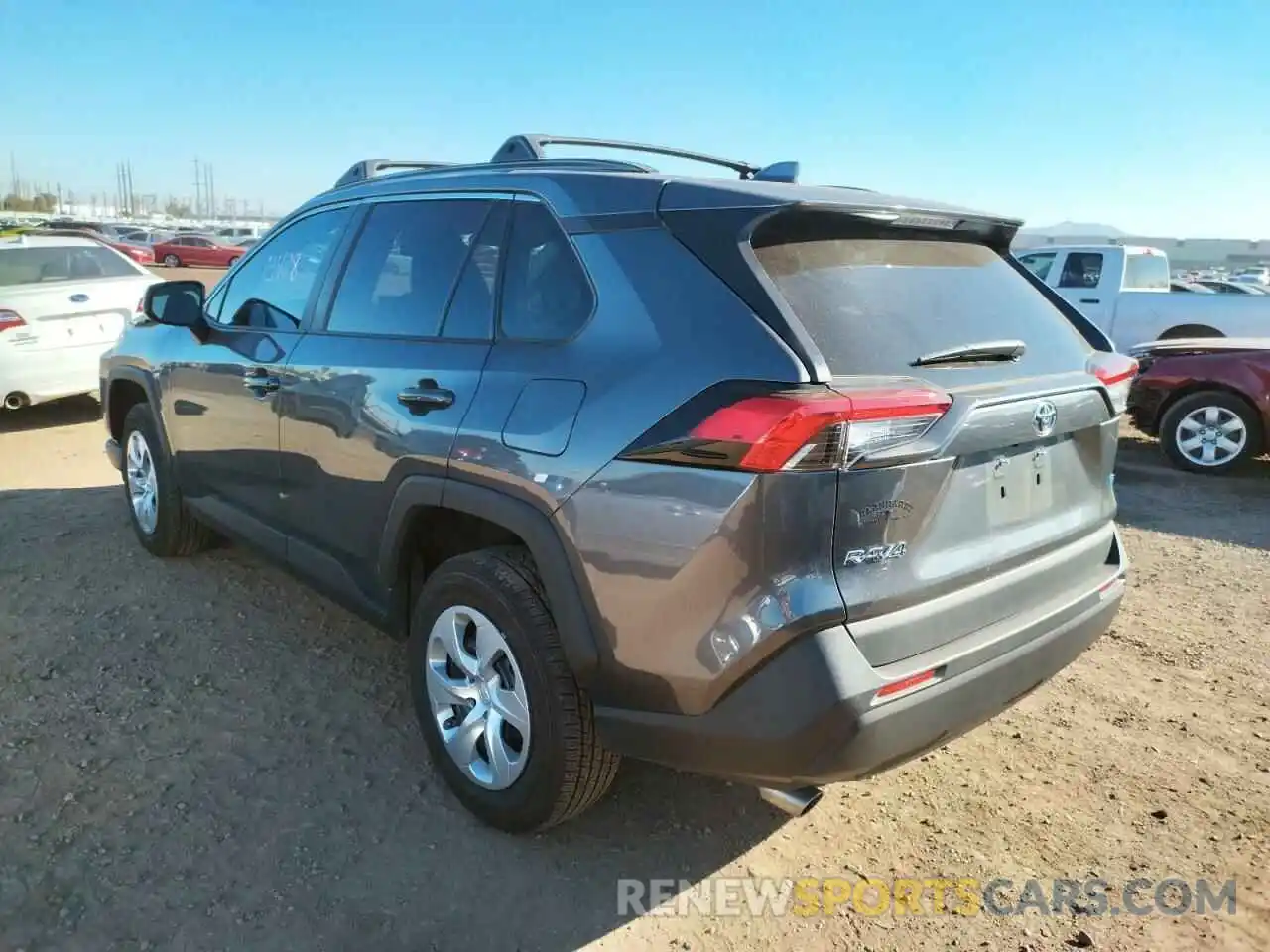 3 Photograph of a damaged car 2T3H1RFV6MC121951 TOYOTA RAV4 2021