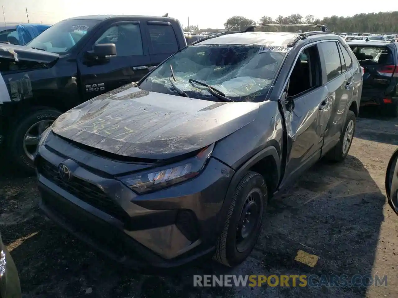 2 Photograph of a damaged car 2T3H1RFV6MC123327 TOYOTA RAV4 2021